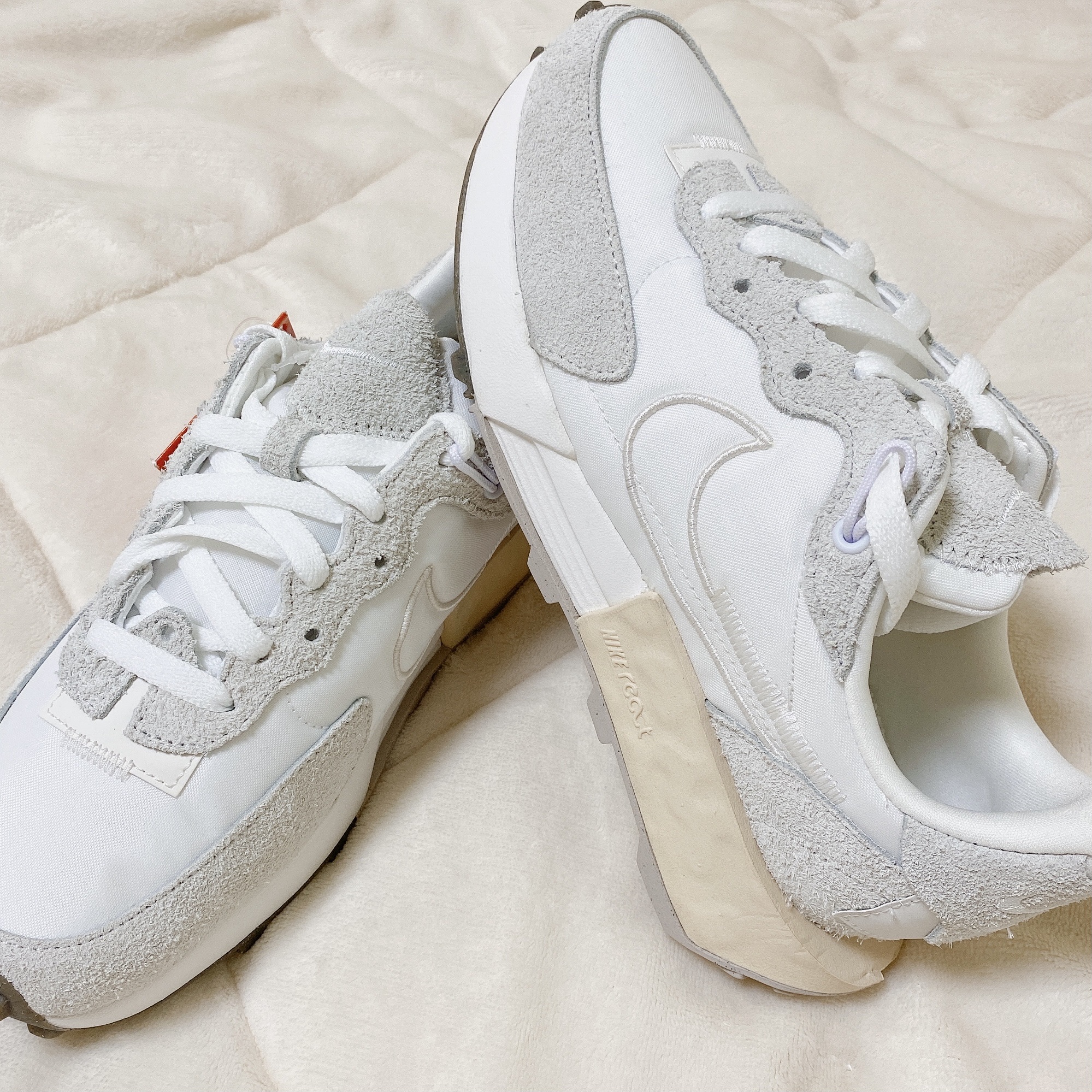 (W) Nike Fontanka Waffle White 착용 스타일 - 1