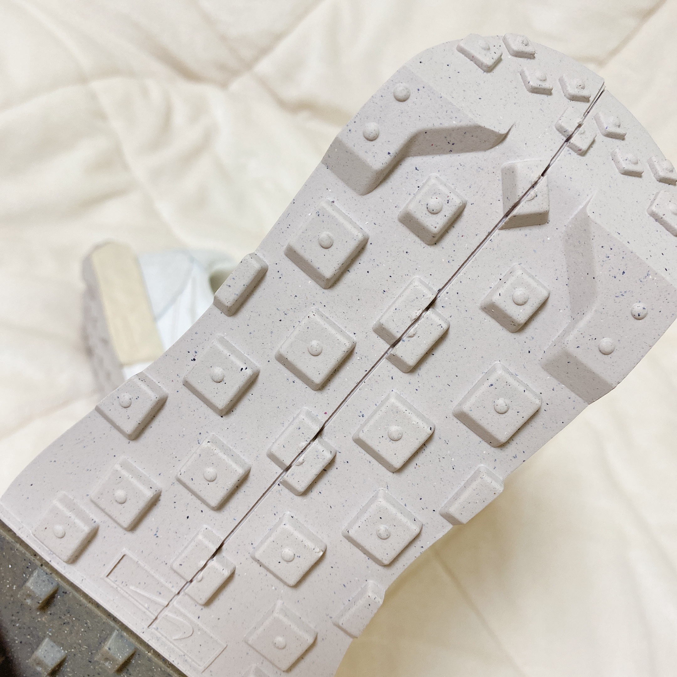 (W) Nike Fontanka Waffle White 착용 스타일 - 2