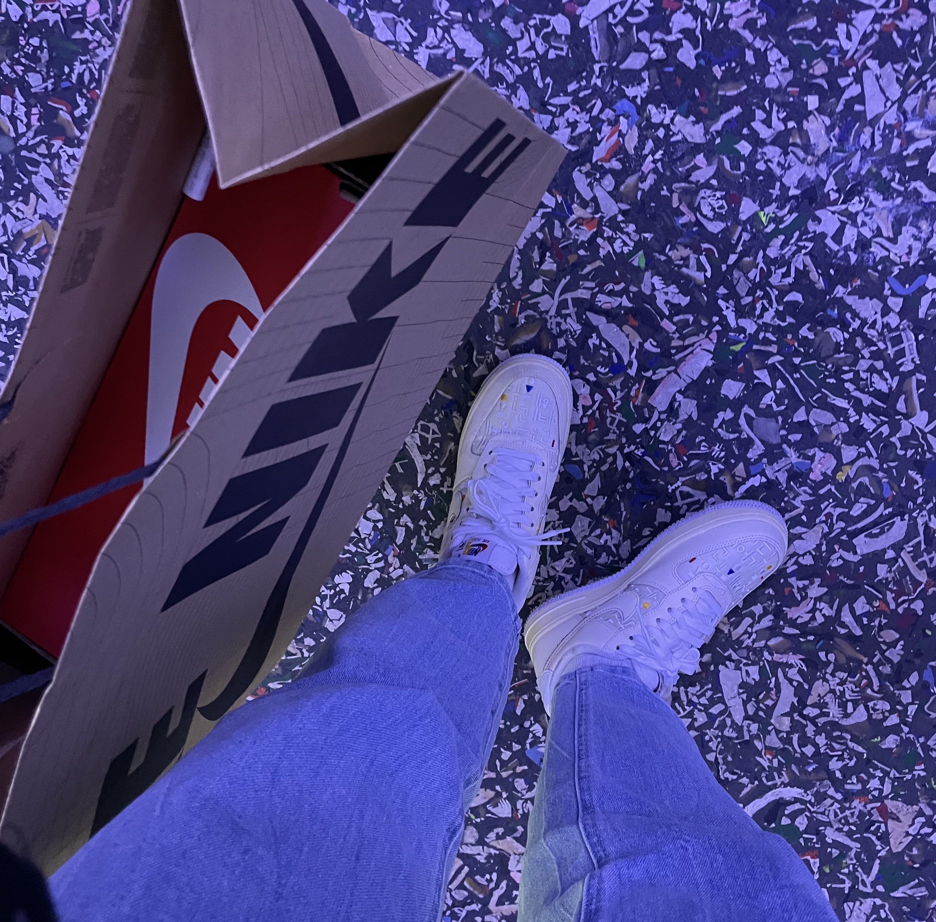 (W) Nike Air Force 1 '07 LV8 Hangul Day 착용 스타일