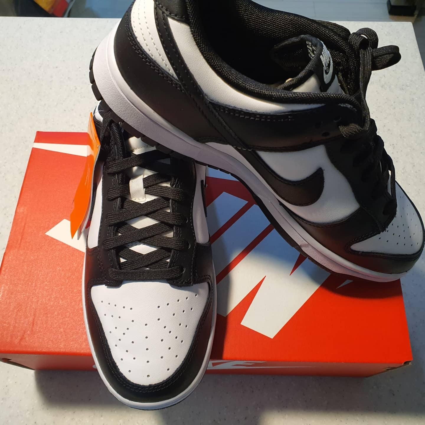 Nike Dunk Low Retro Black 착용 스타일 - 1