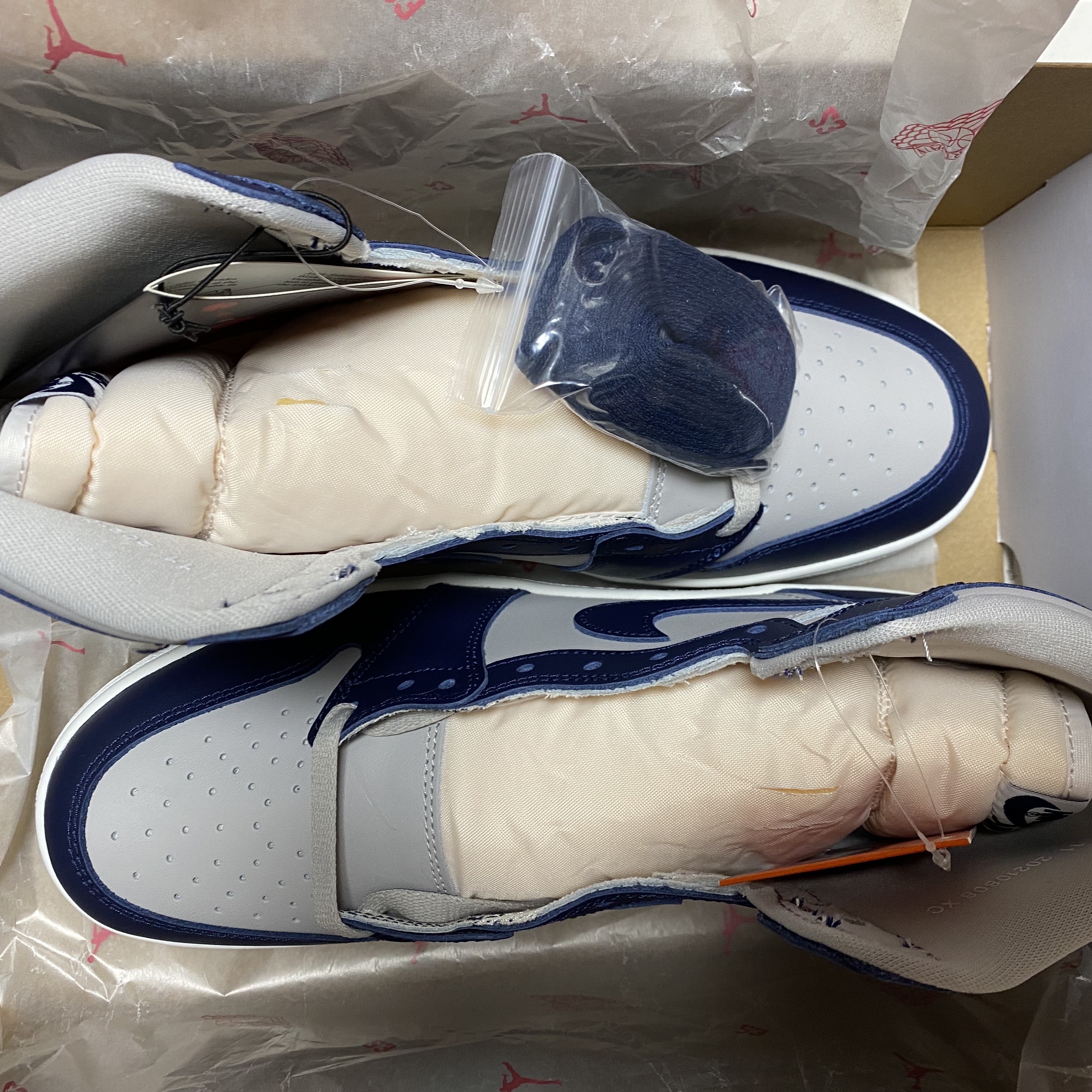 Jordan 1 High 85 College Navy 착용 스타일 - 2