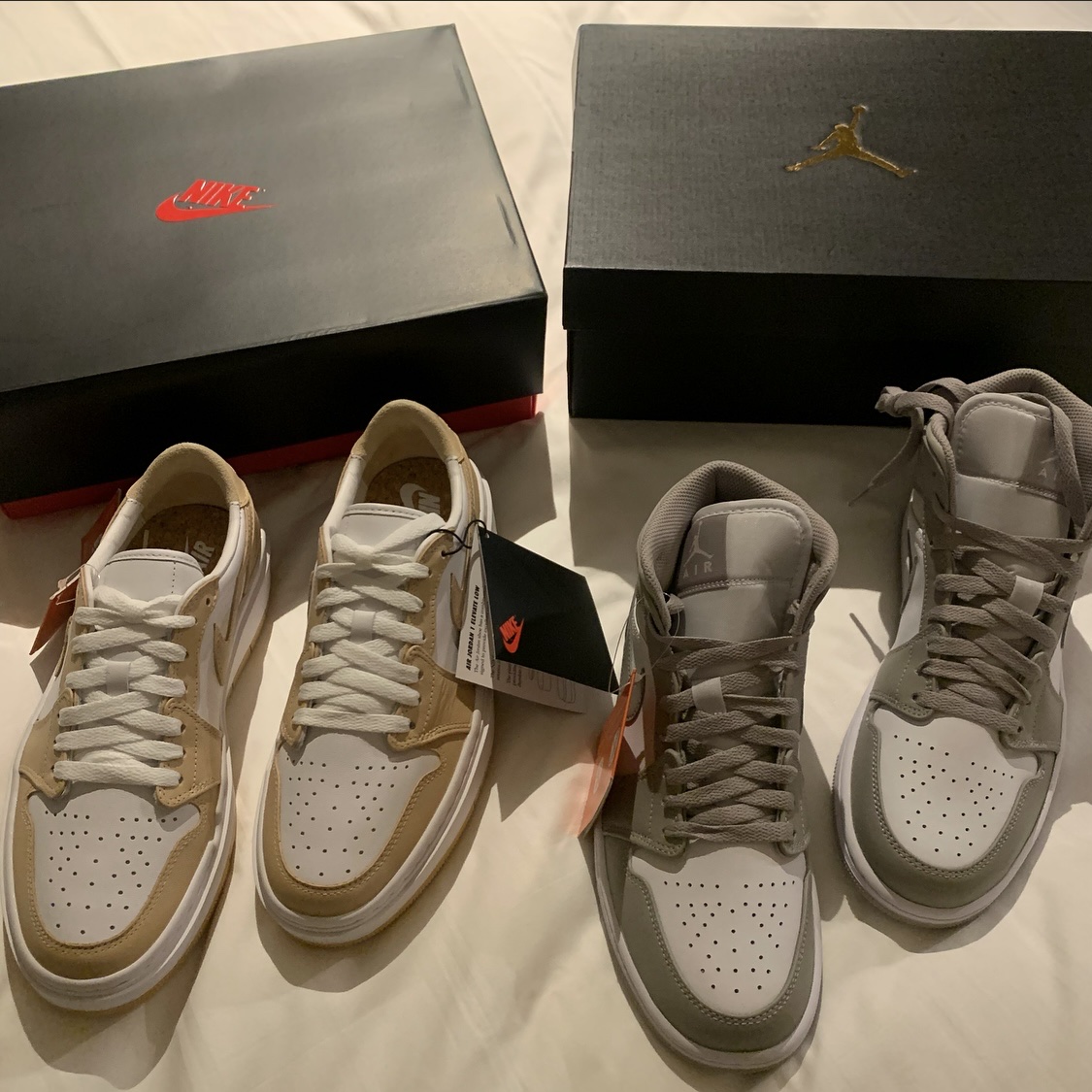 (W) Jordan 1 Elevate Low White Onyx, Jordan 1 Mid College Grey 착용 스타일