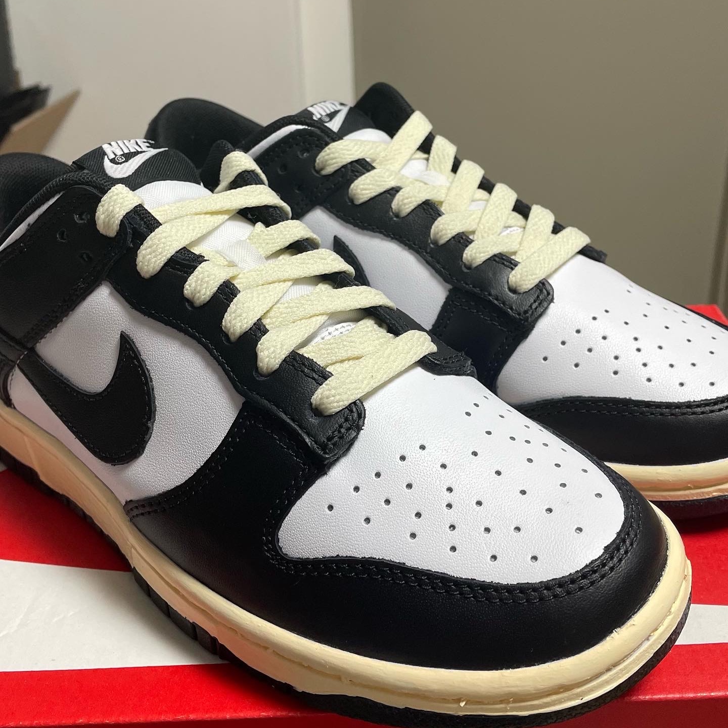Nike Dunk Low Retro Black 착용 스타일