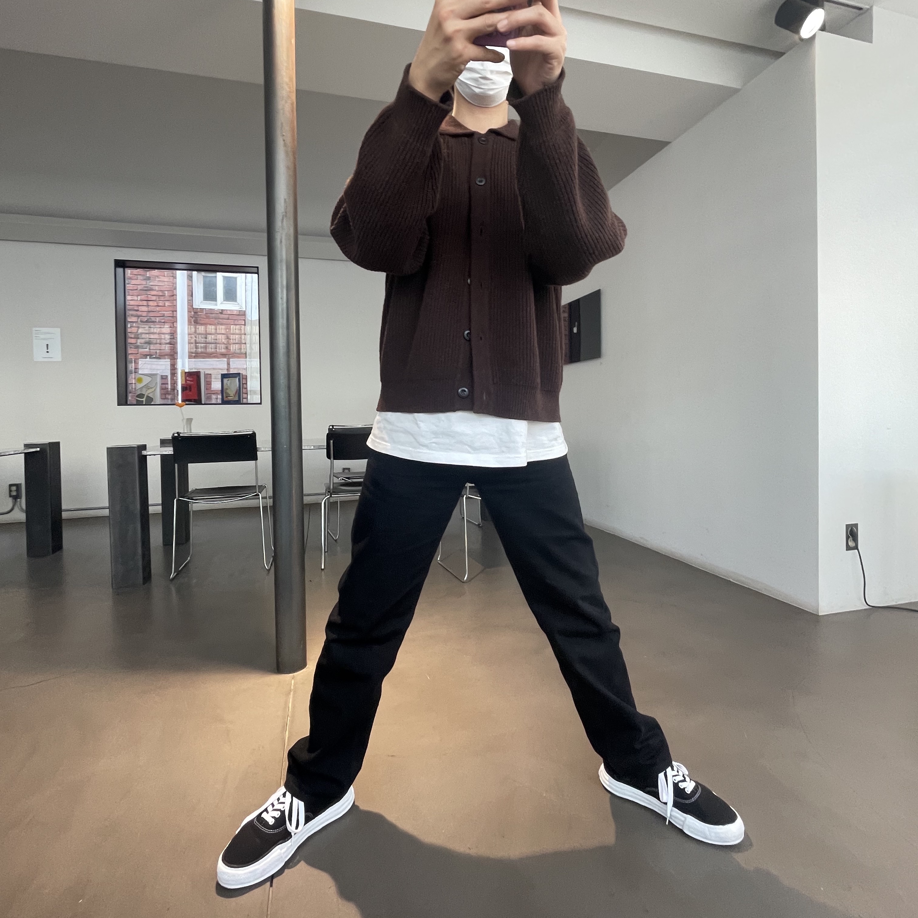 Maison Mihara Yasuhiro Baker OG Sole Canvas Low Cut Sneakers Black 착용 스타일