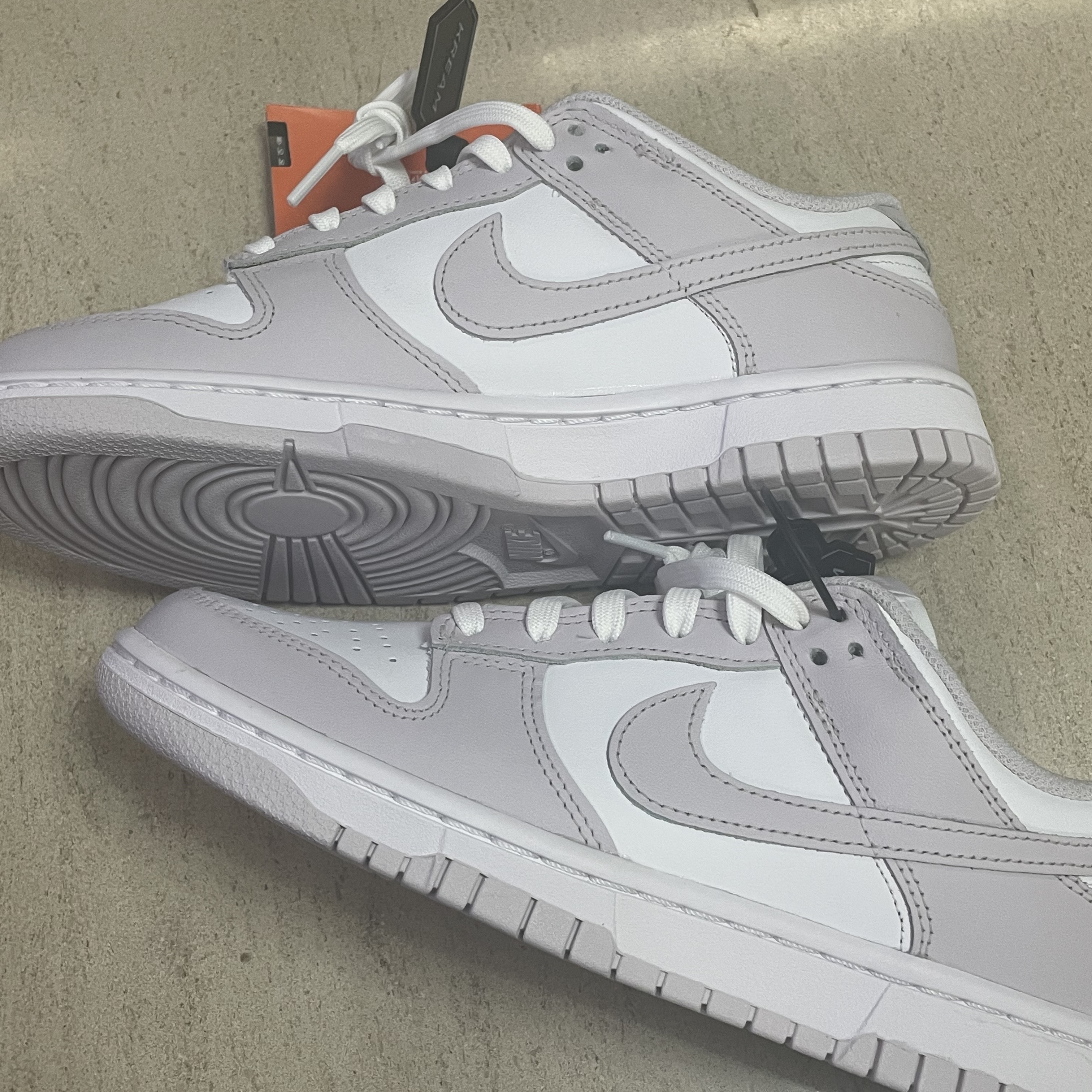 (W) Nike Dunk Low Venice 착용 스타일