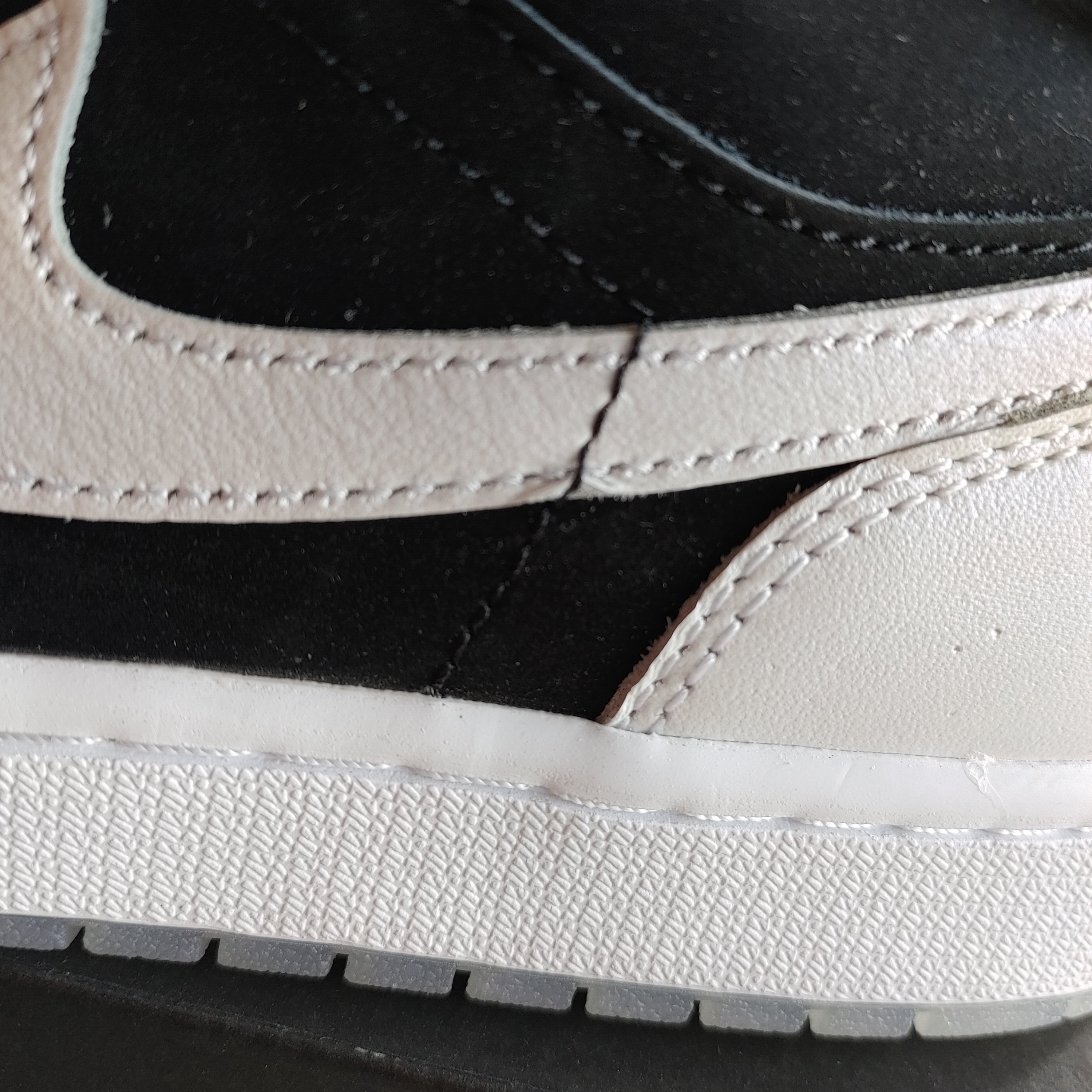 Jordan 1 Low SE Diamond 착용 스타일 - 2