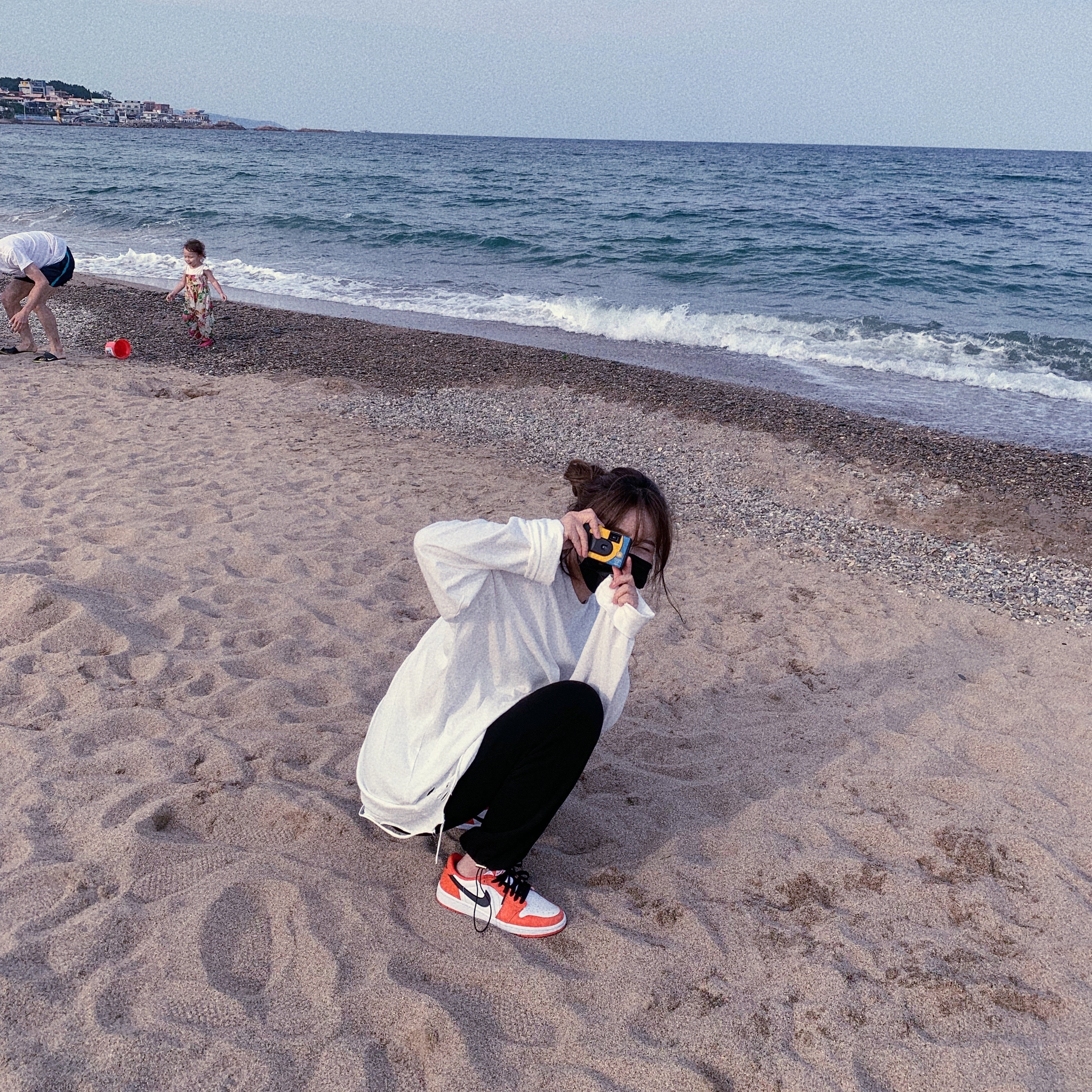 (W) Jordan 1 Low OG Starfish 착용 스타일 - 1