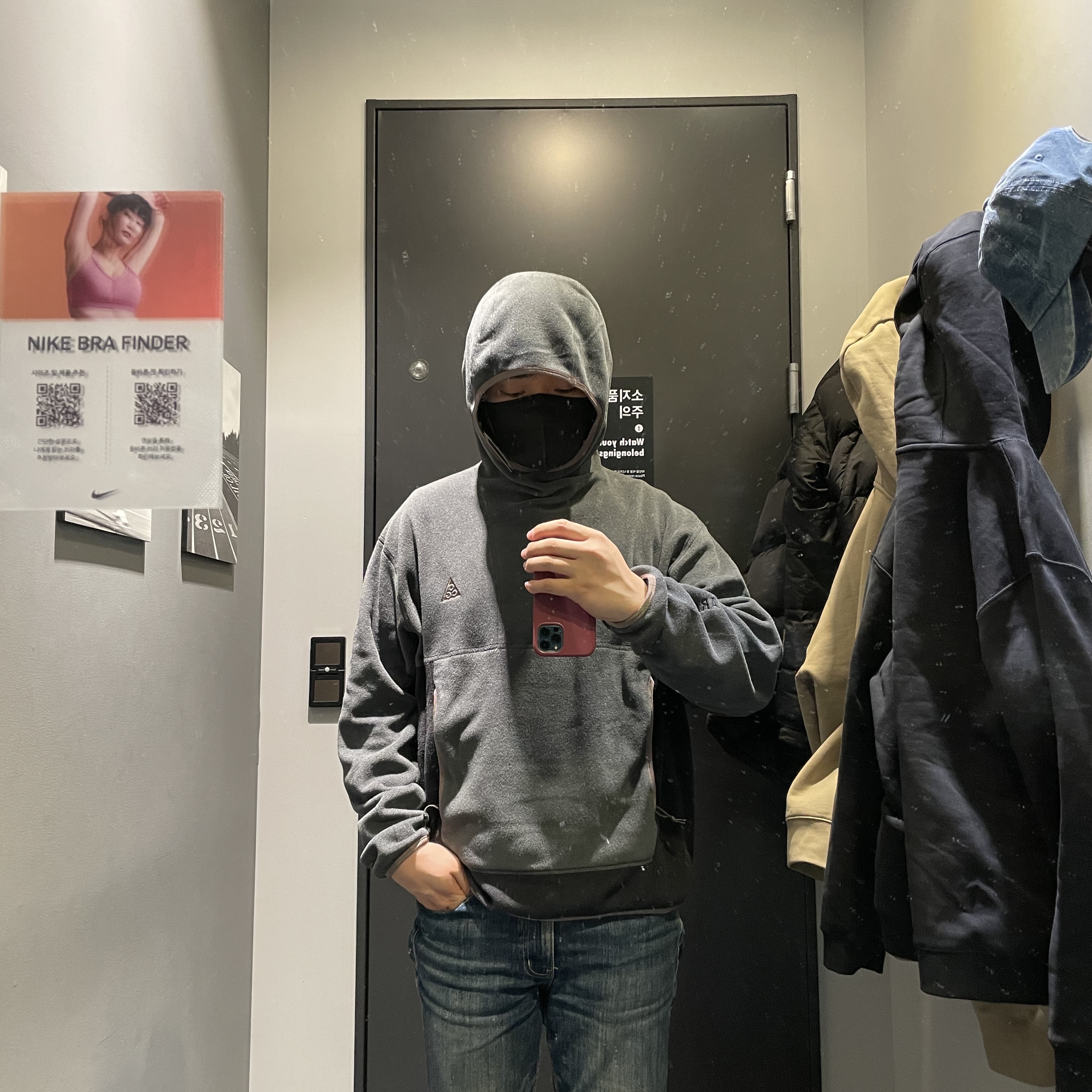 Nike ACG Polartec Wolf Tree Pullover Hoodie Dark Smoke Grey 착용 스타일