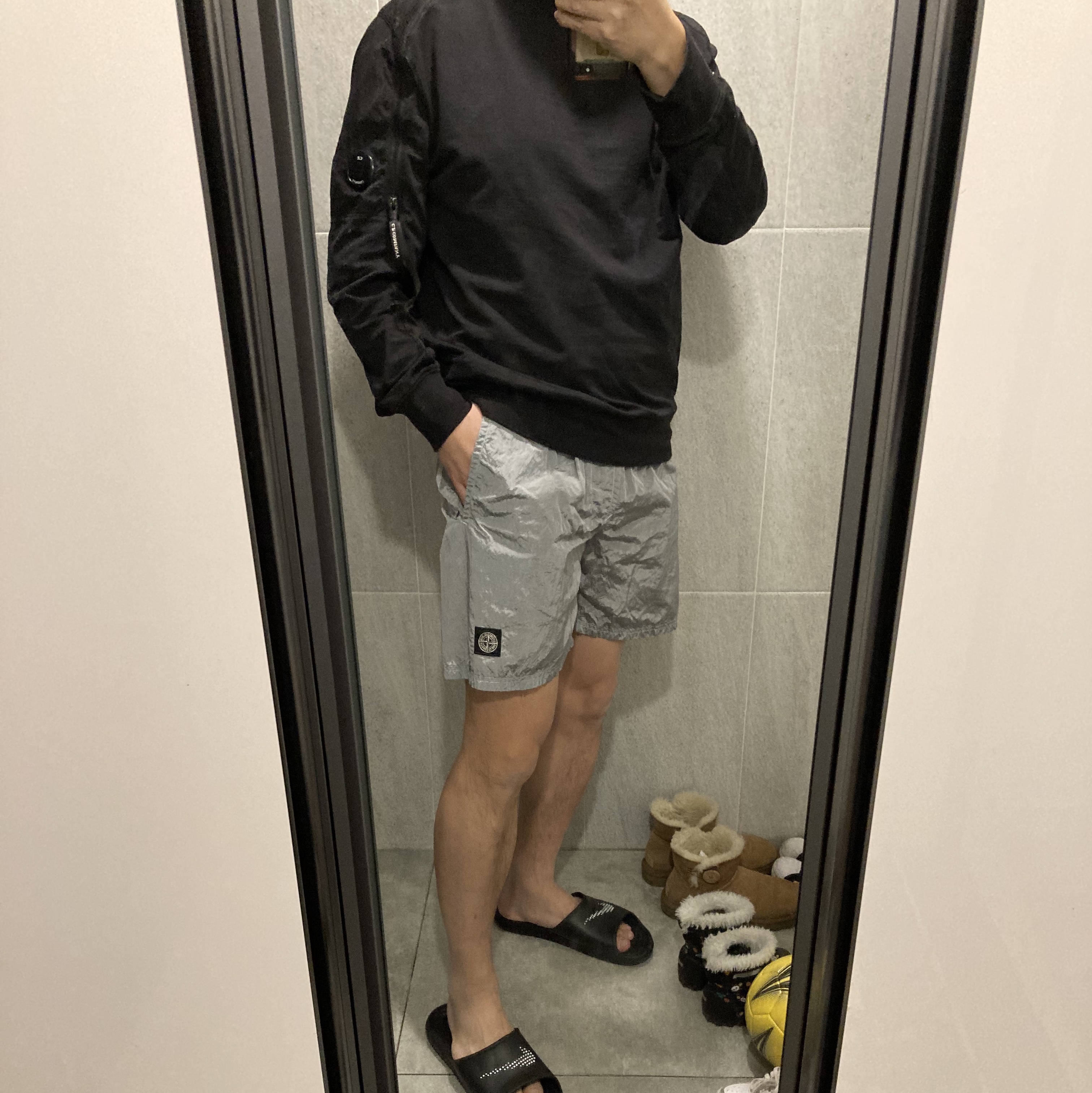 Stone Island B0943 Nylon Metal Swimming Trunk Sky Blue - 21SS, Stone Island B0943 Nylon Metal Swimming Trunk Dark Grey - 21SS 착용 스타일 - 4