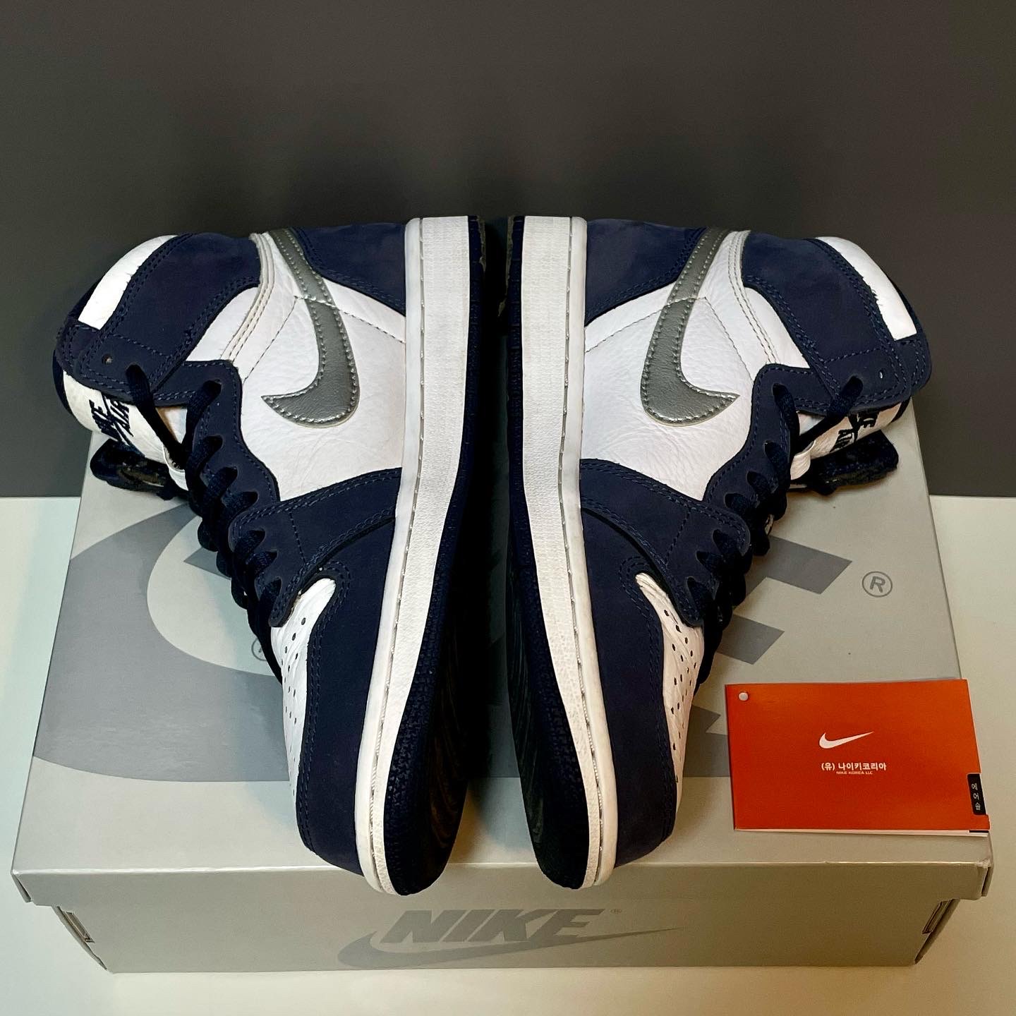 Jordan 1 Retro High OG CO.JP Midnight Navy 착용 스타일 - 5