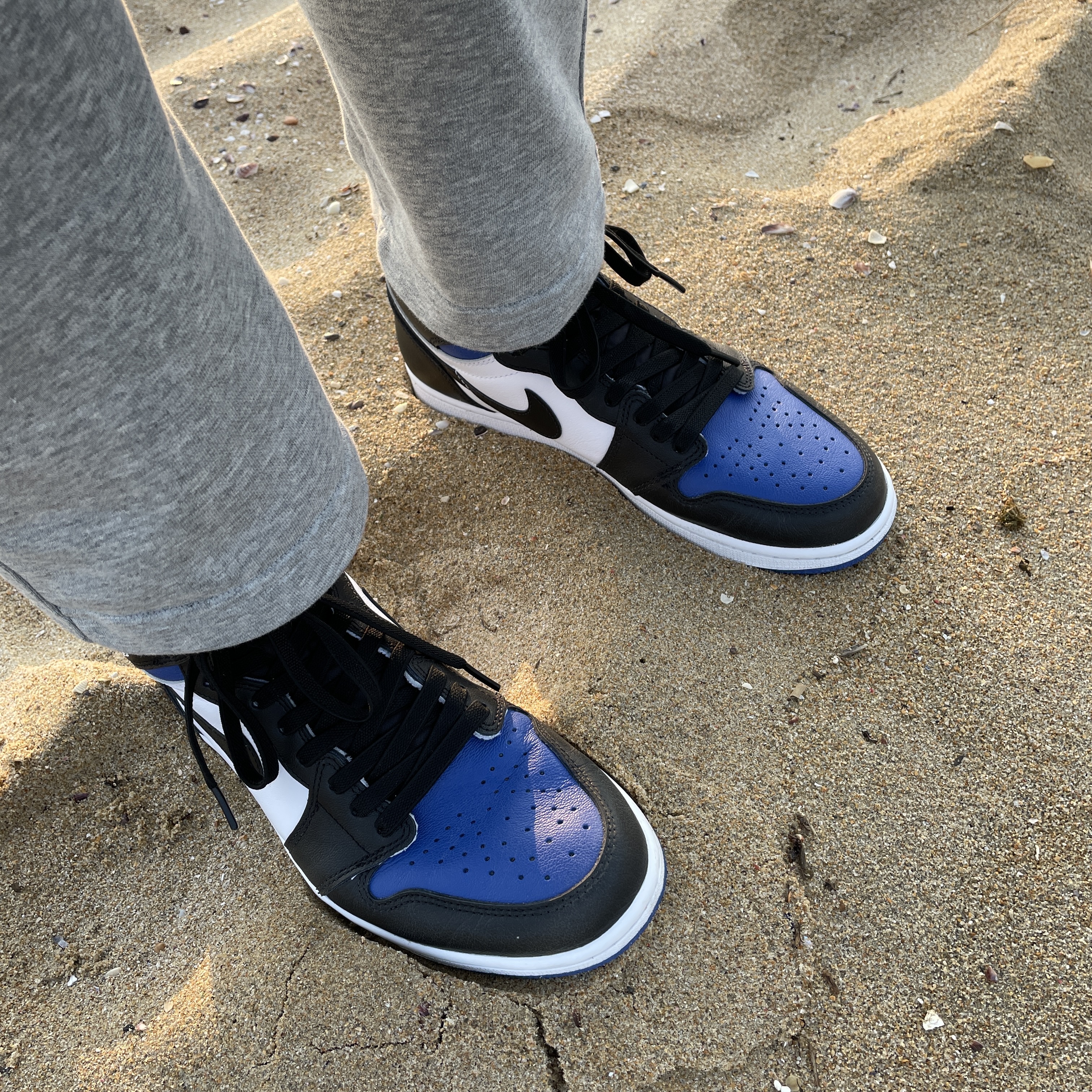 Jordan 1 Retro High OG Royal Toe 착용 스타일