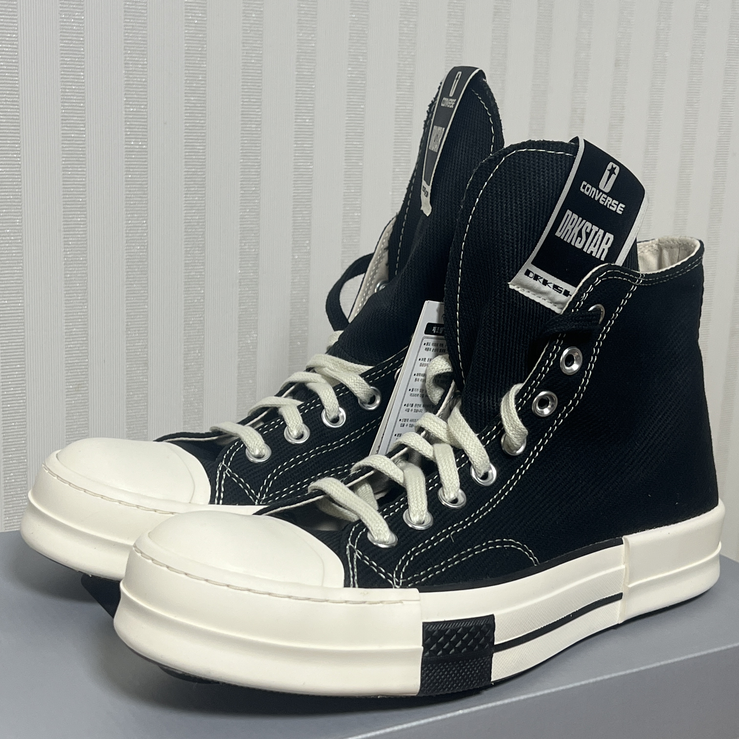 Converse x Drkshdw Drkstr Chuck 70 High Black 착용 스타일 - 1