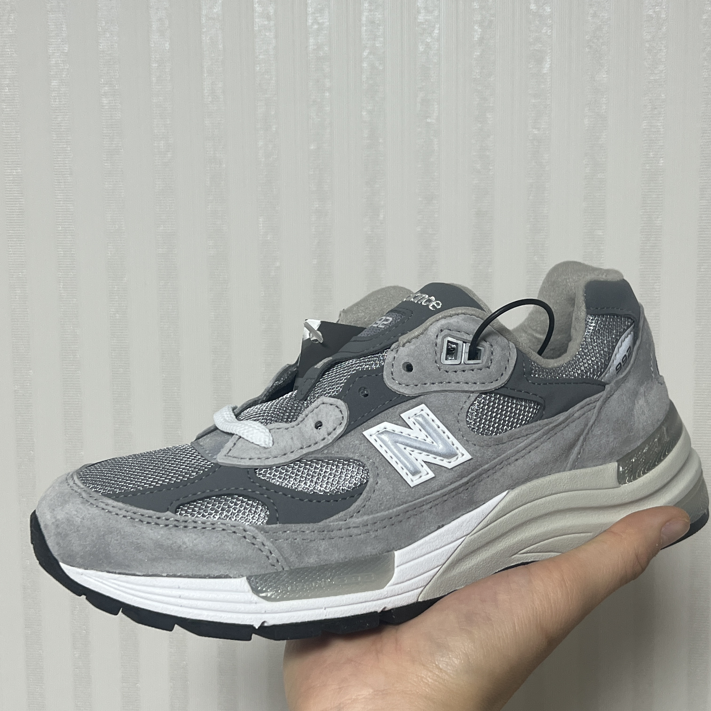 New Balance 992 Made in USA Grey - D Standard 착용 스타일 - 1
