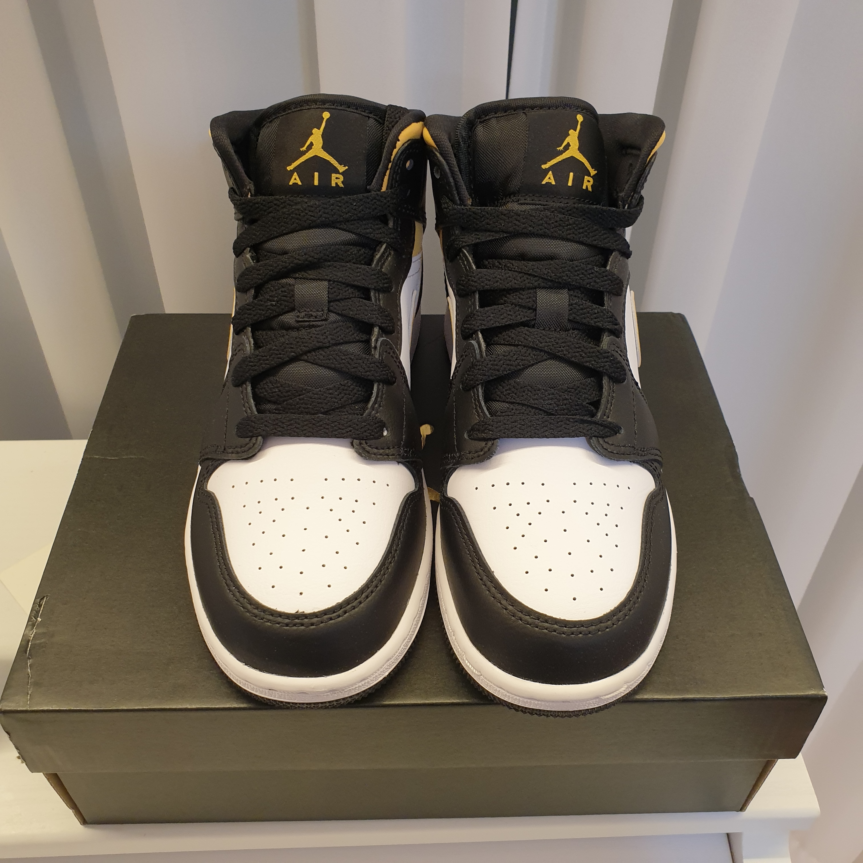 (GS) Jordan 1 Mid Pollen 착용 스타일 - 2