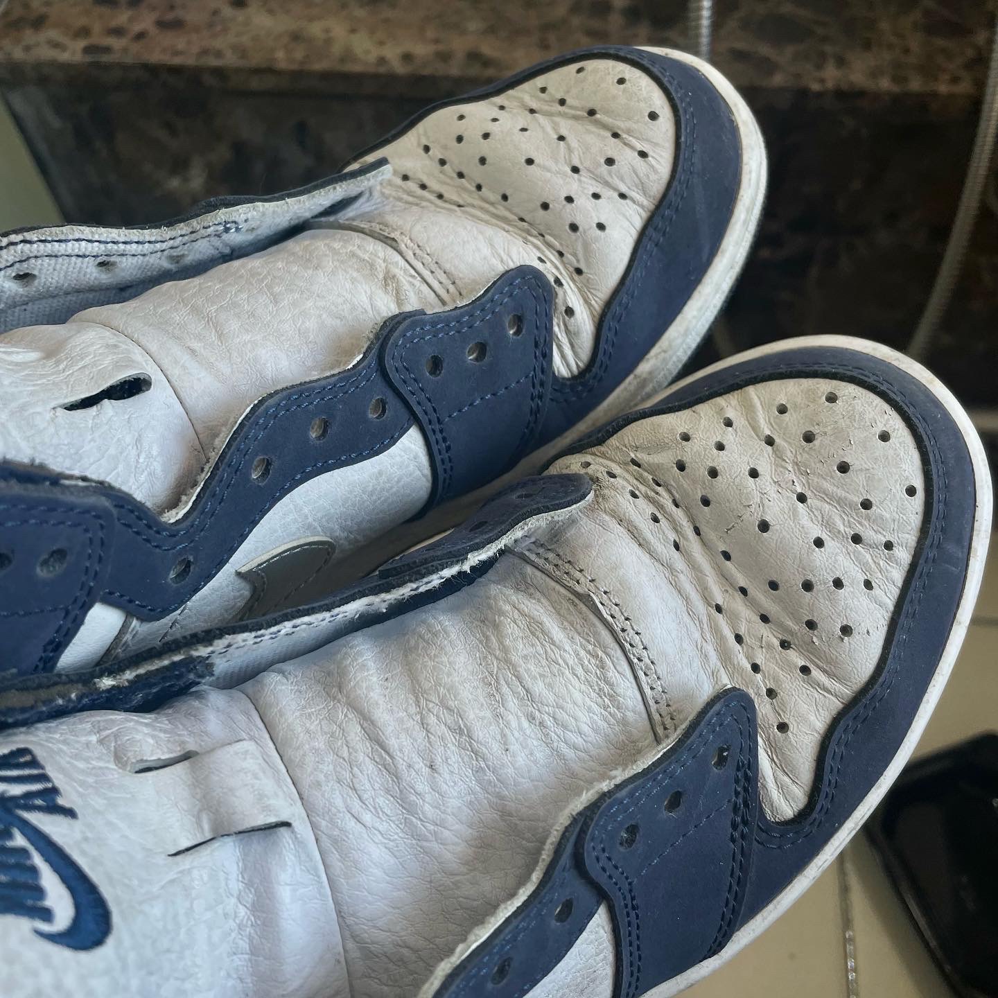 Jordan 1 Retro High OG CO.JP Midnight Navy 착용 스타일 - 1