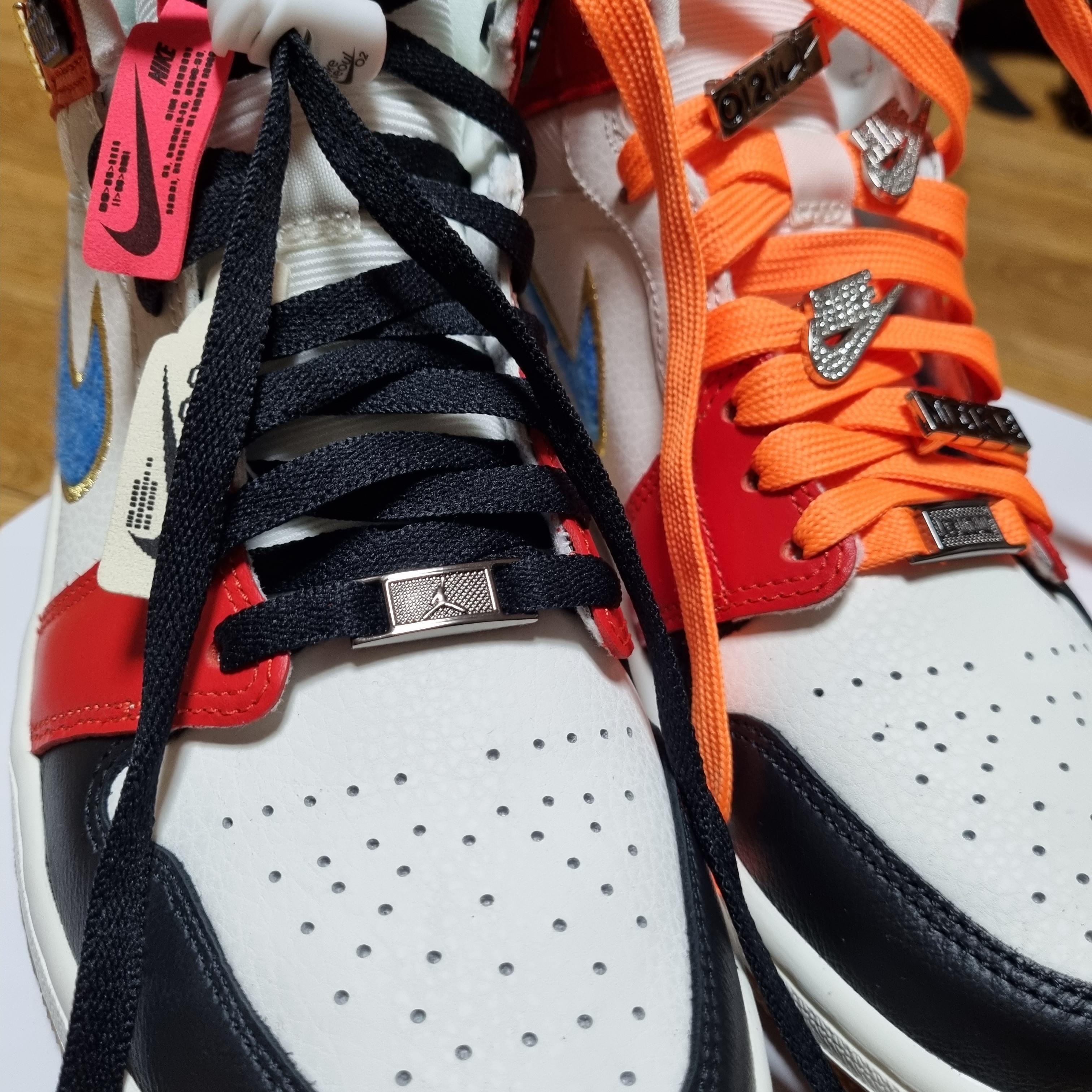 (W) Jordan 1 Mid Homecoming 착용 스타일 - 2