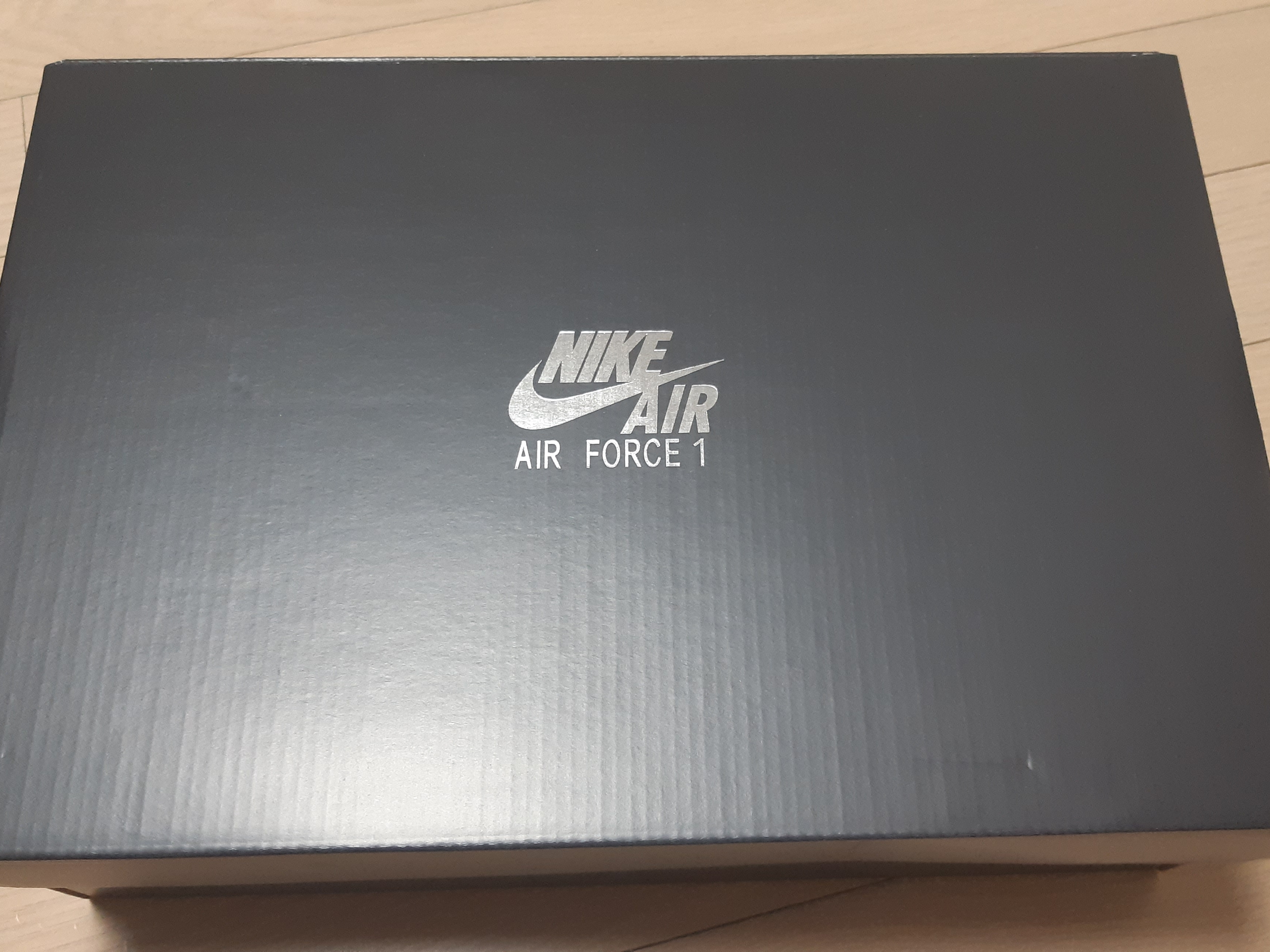 Nike x UNO Air Force 1 '07 QS White Yellow Zest 착용 스타일 - 1