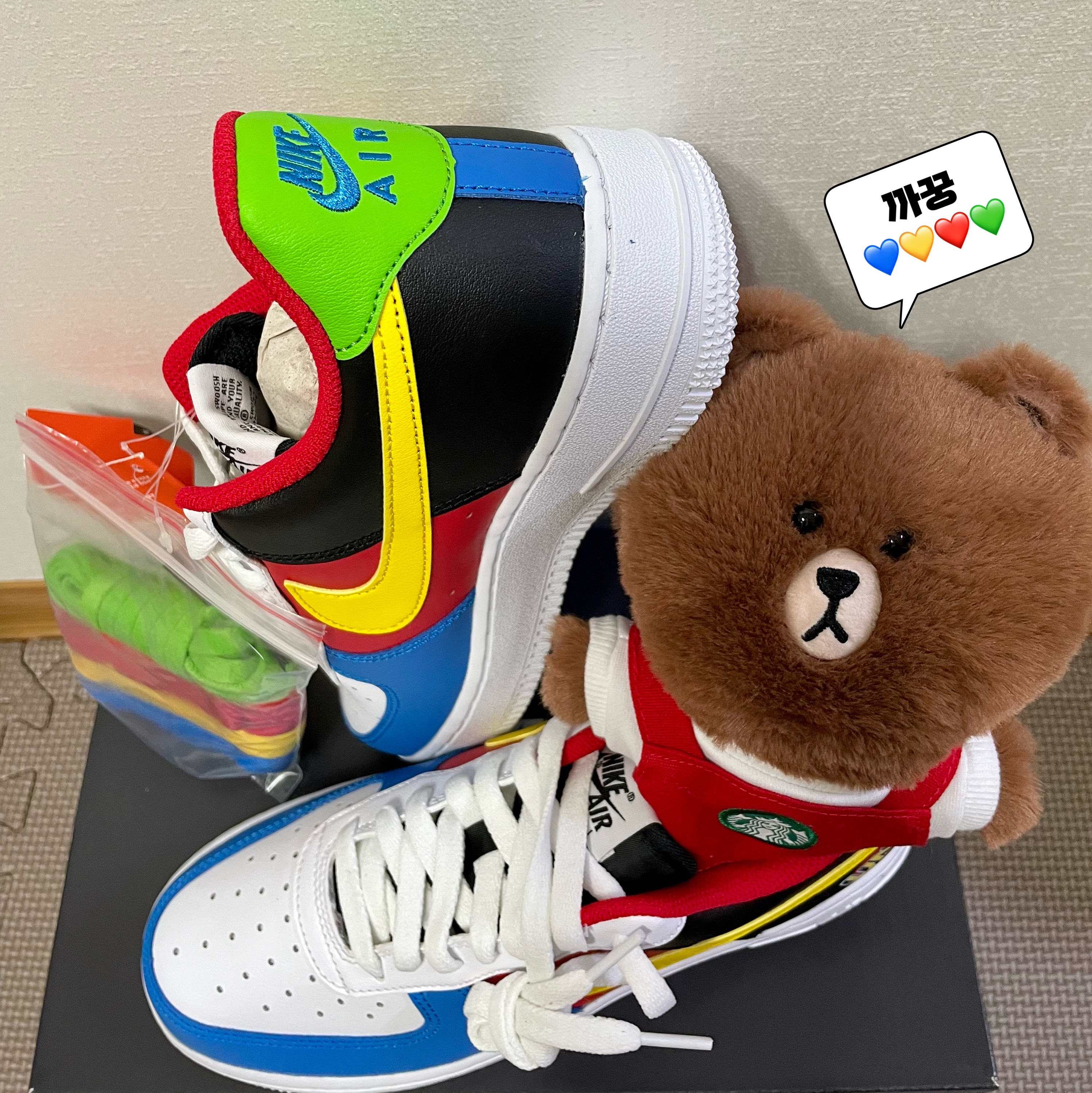 Nike x UNO Air Force 1 '07 QS White Yellow Zest 착용 스타일 - 2