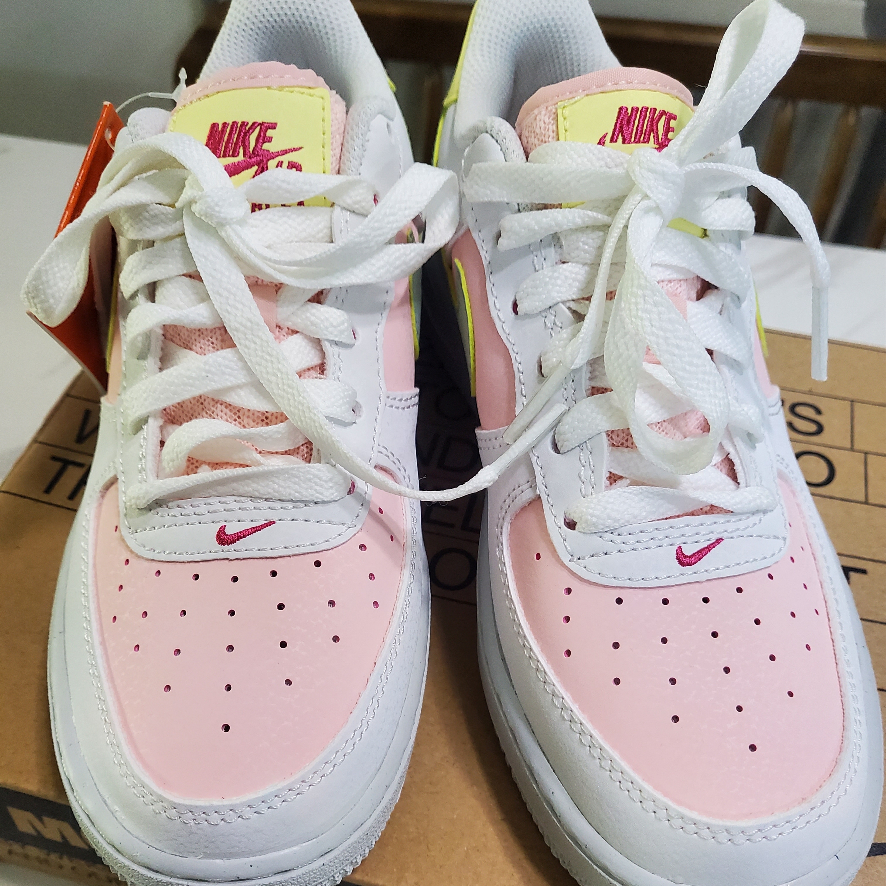 (GS) Nike Air Force 1 Impact Summit White Atmosphere 착용 스타일 - 4
