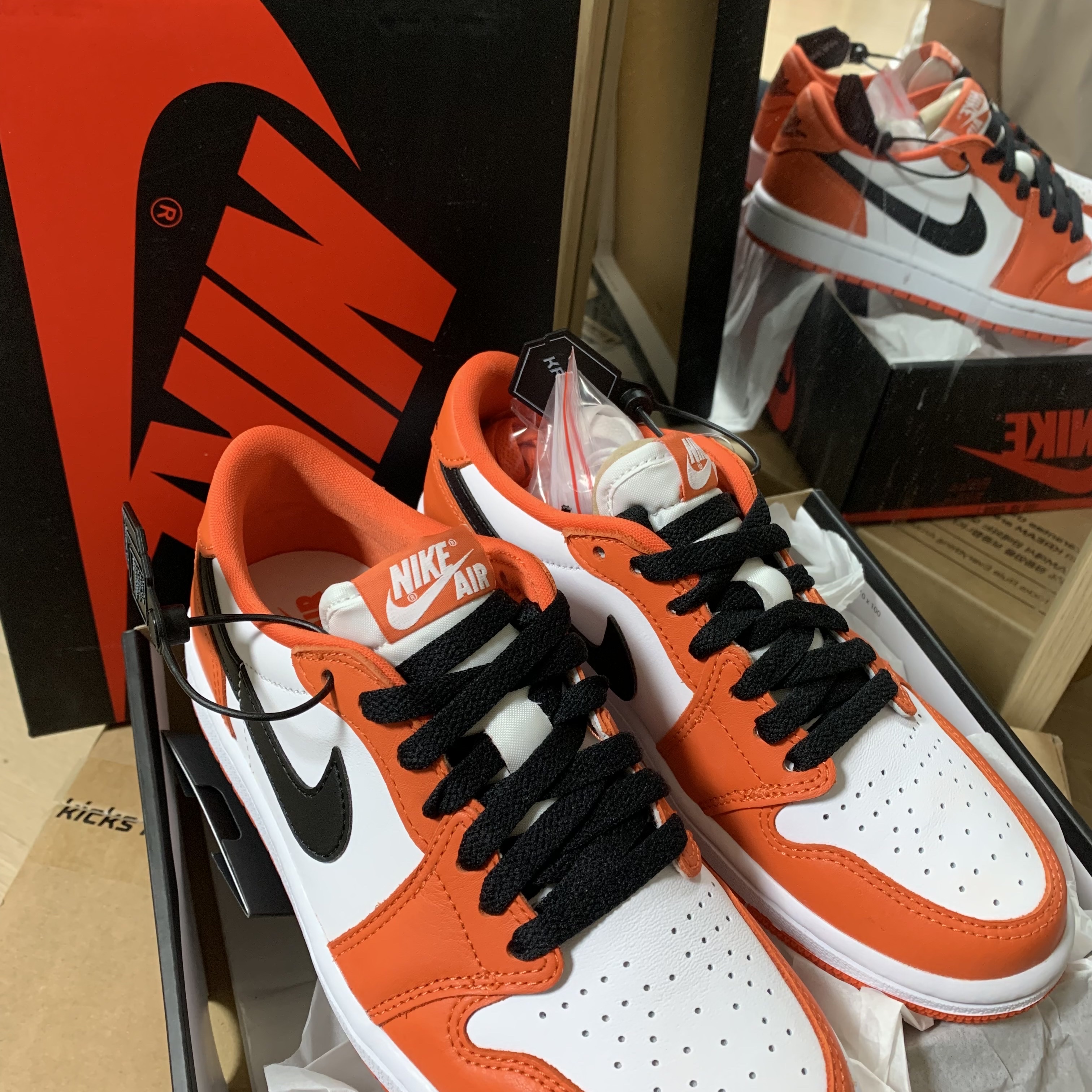 (W) Jordan 1 Low OG Starfish 착용 스타일 - 2