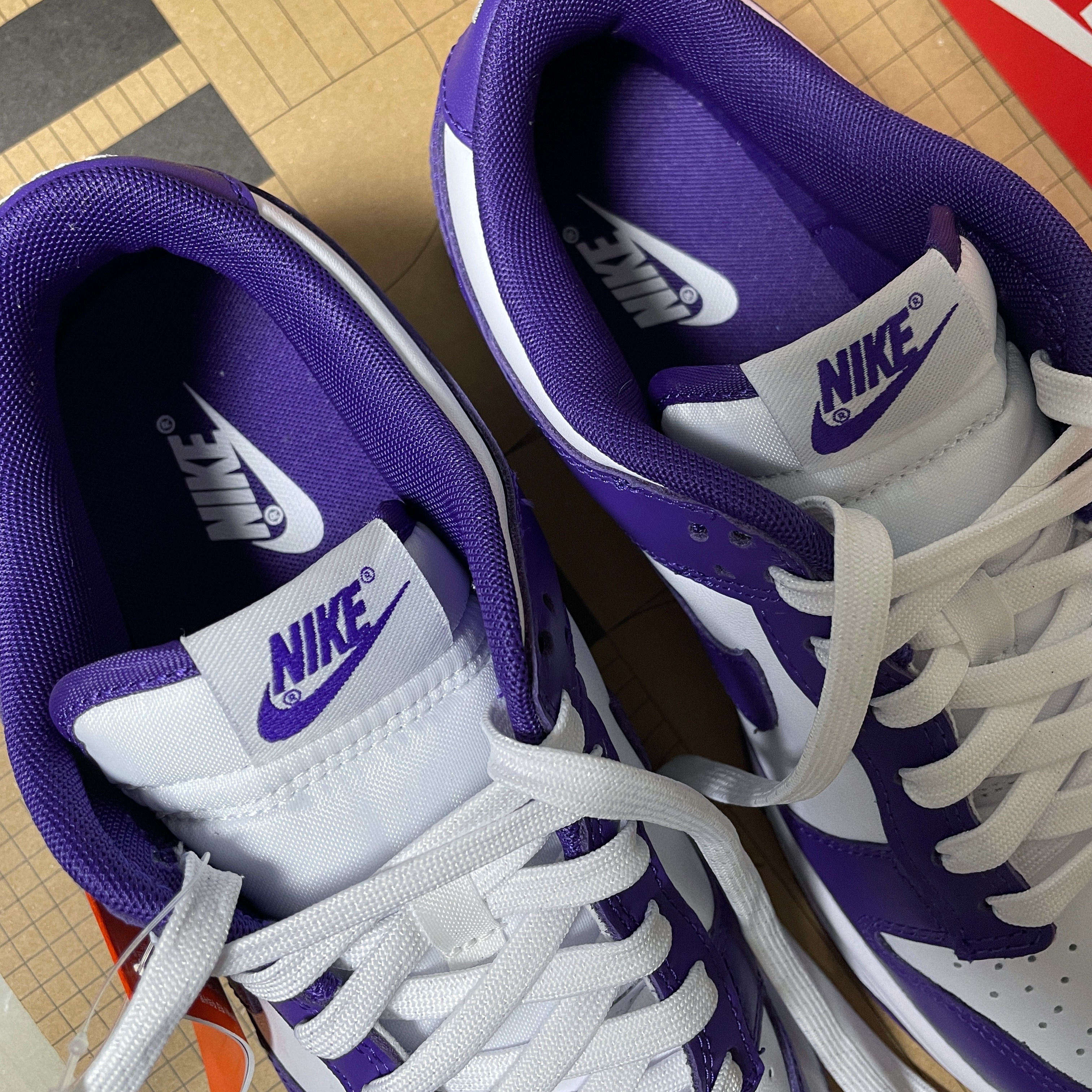Nike Dunk Low Retro Championship Court Purple 착용 스타일