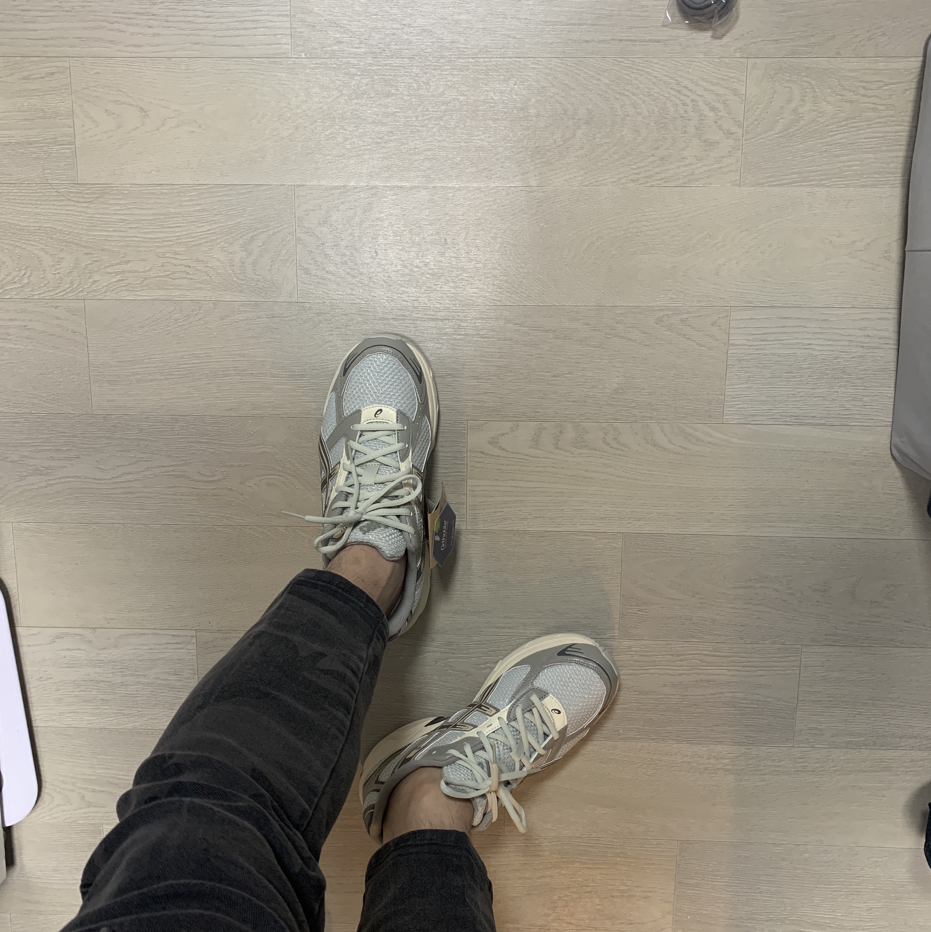 Asics x I4P Gel-1130 Glacier Grey Mink 착용 스타일 - 1