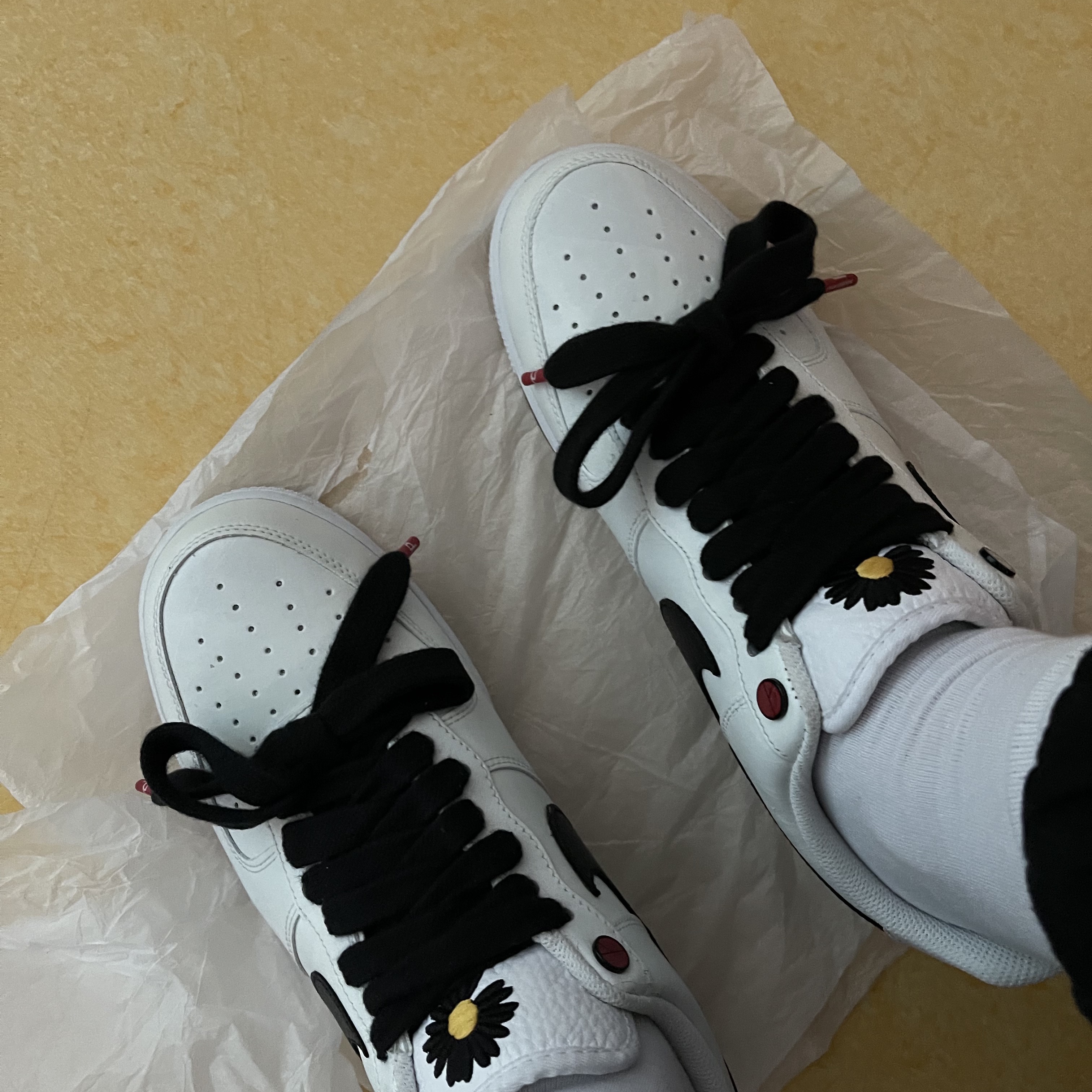 Nike x Peaceminusone Air Force 1 Low Para-Noise 2.0 착용 스타일