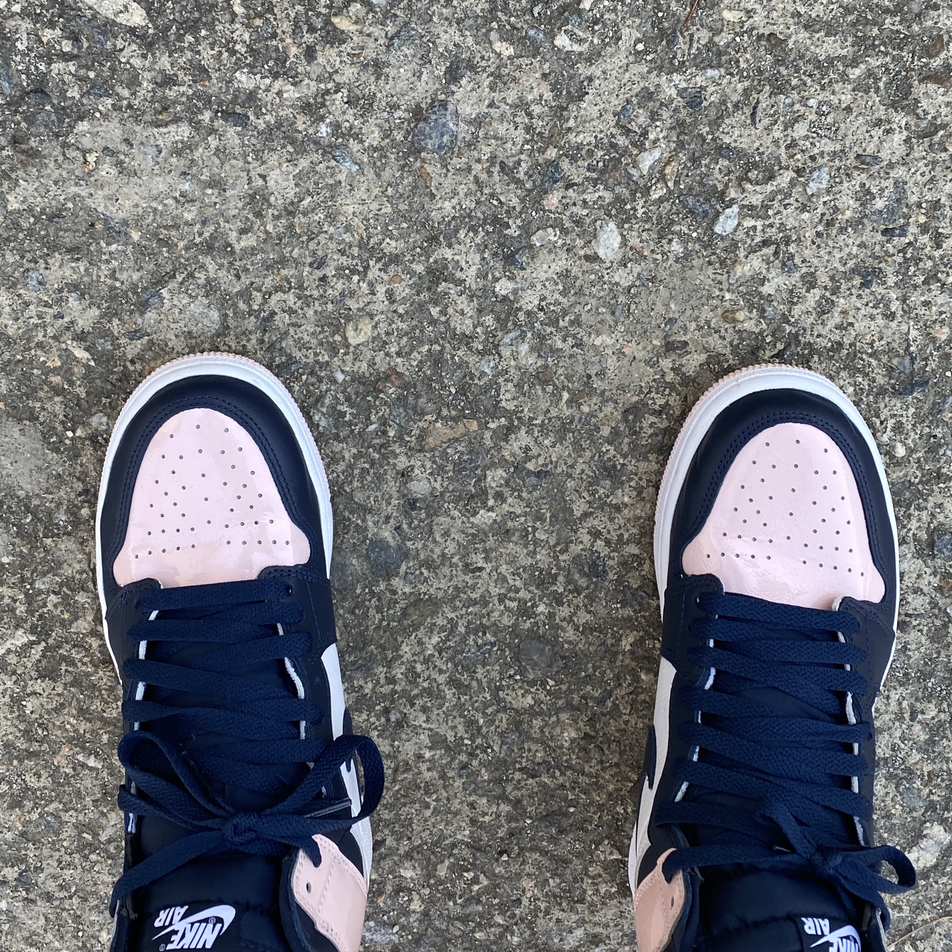 (W) Jordan 1 Retro High OG Atmosphere 착용 스타일 - 2