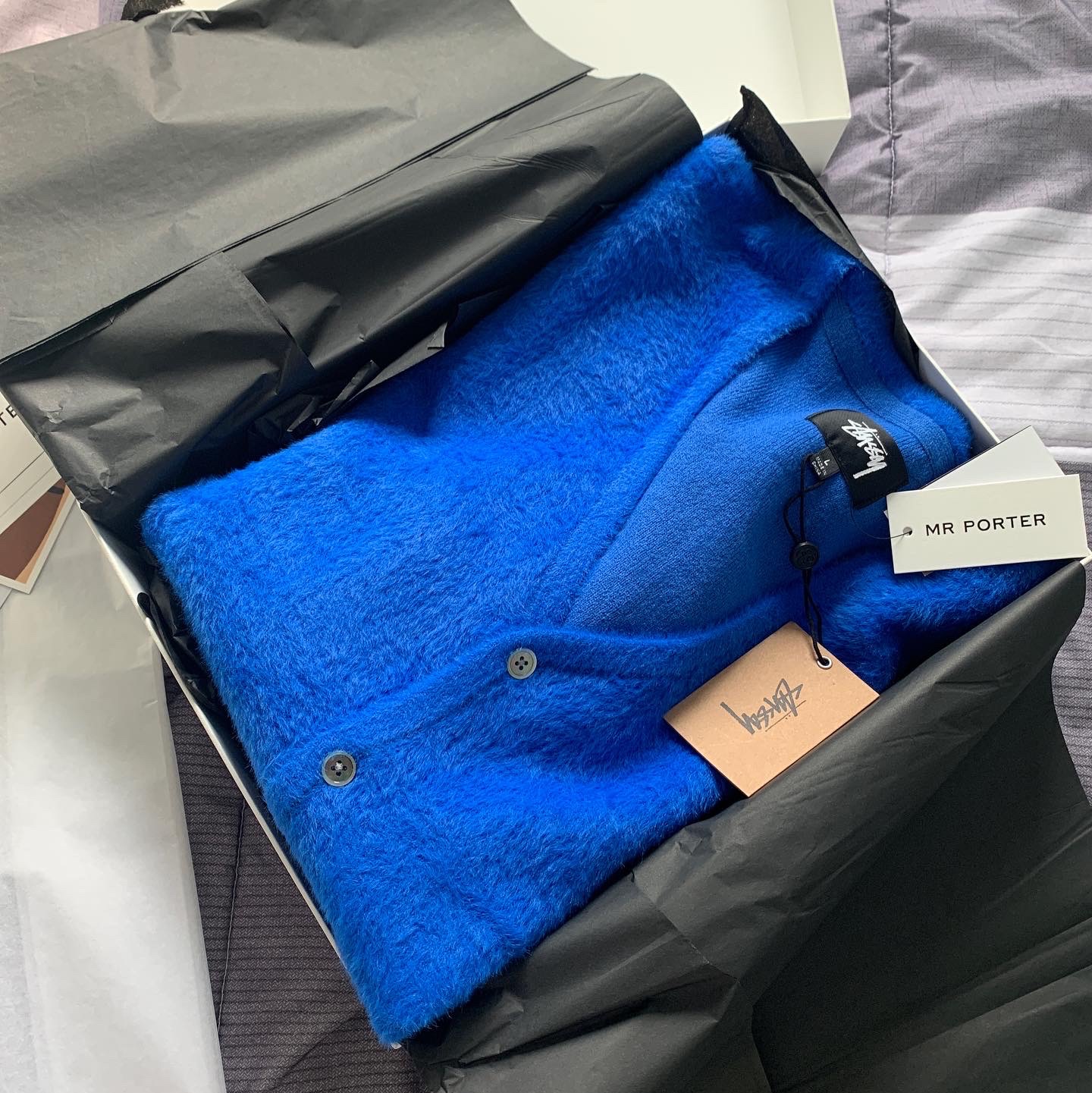 Stussy Shaggy Cardigan Royal Blue 착용 스타일 - 2