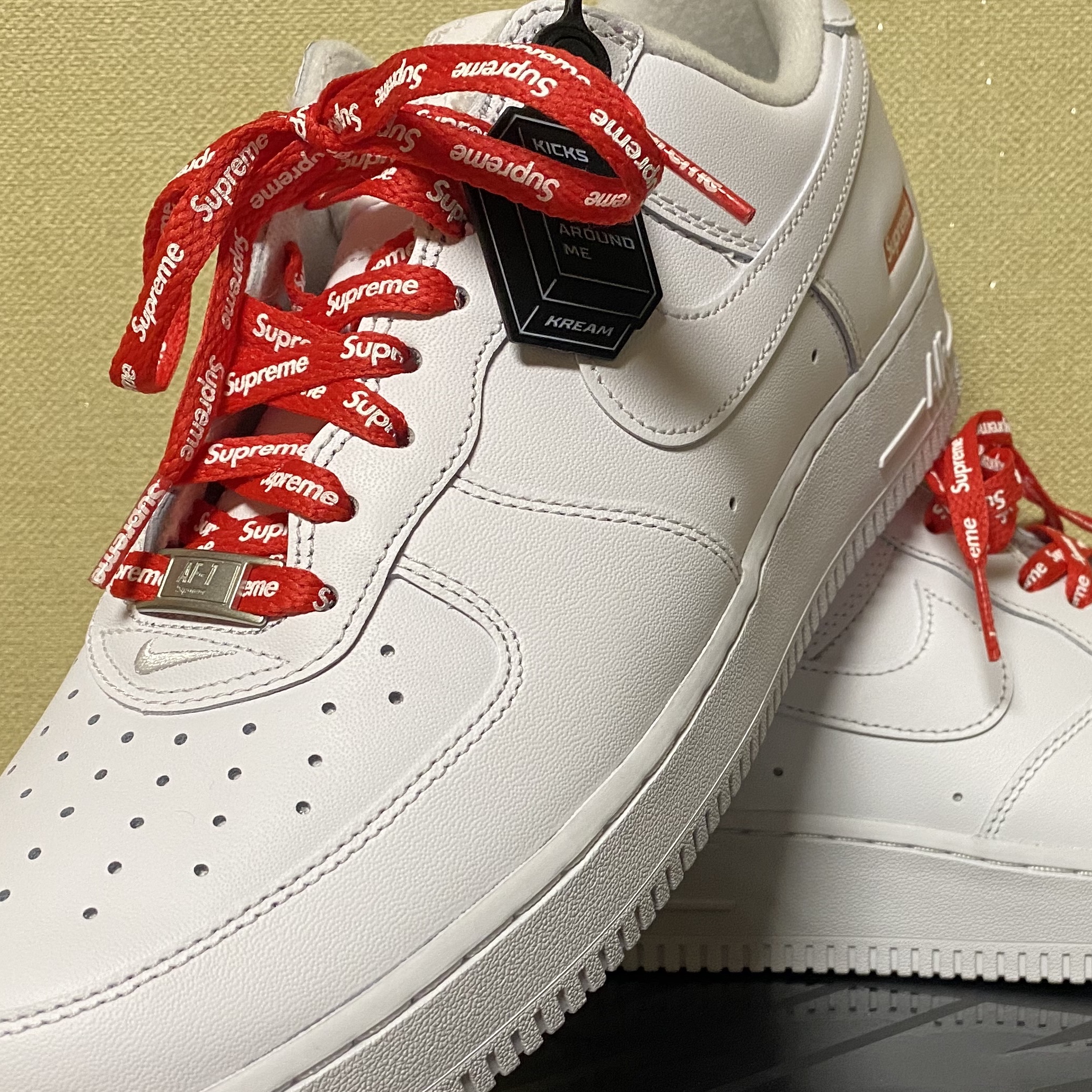 Nike x Supreme Air Force 1 Low White 착용 스타일 - 2