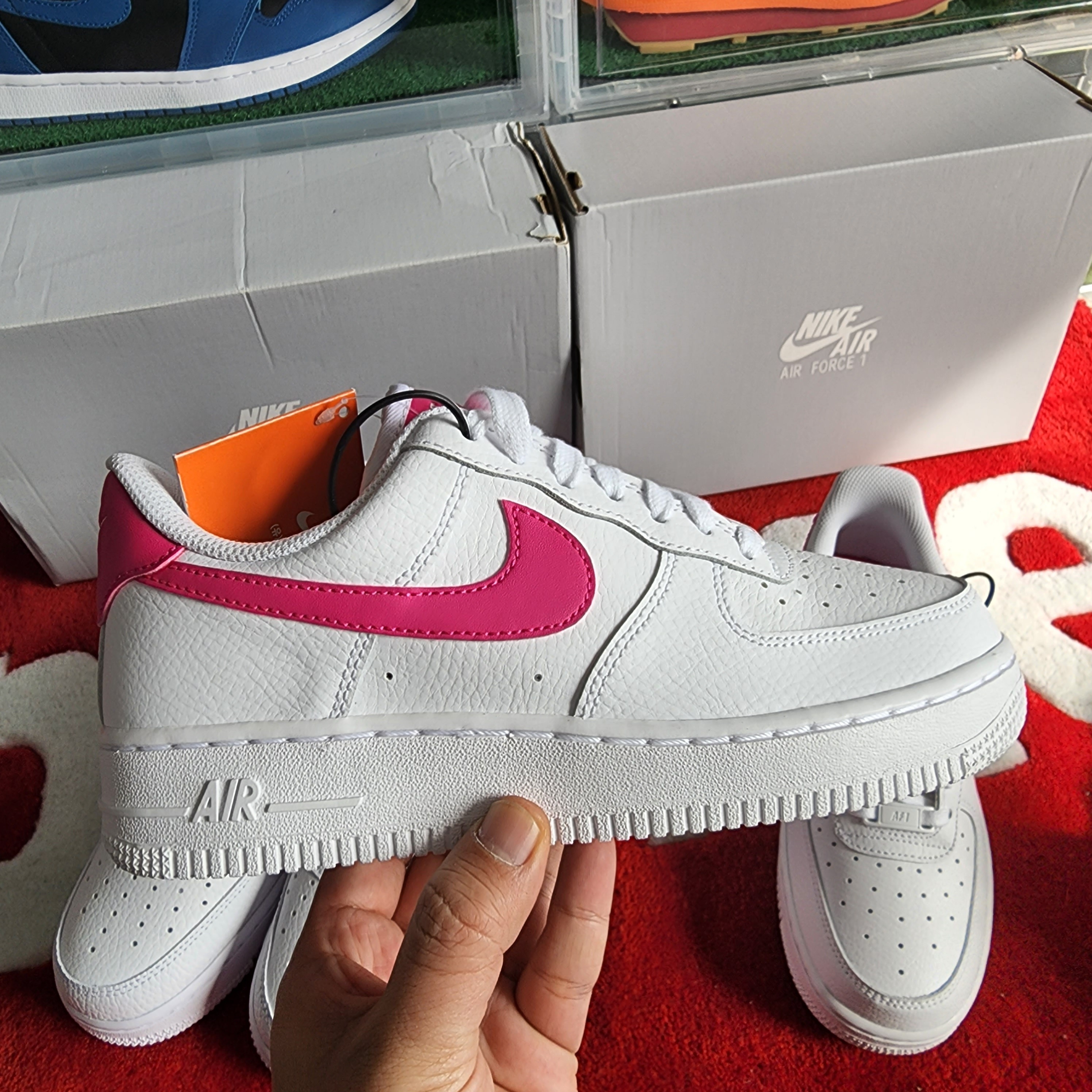 Nike Air Force 1 '07 White Black, (W) Nike Air Force 1 '07 White Pink Prime 착용 스타일 - 3