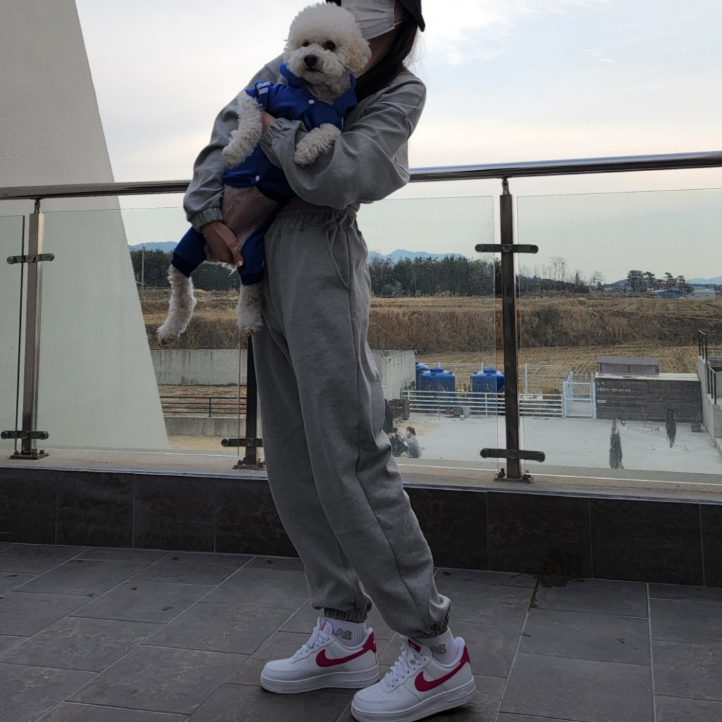 (W) Nike Air Force 1 '07 White Pink Prime, Nike Air Force 1 '07 White Black 착용 스타일 - 2
