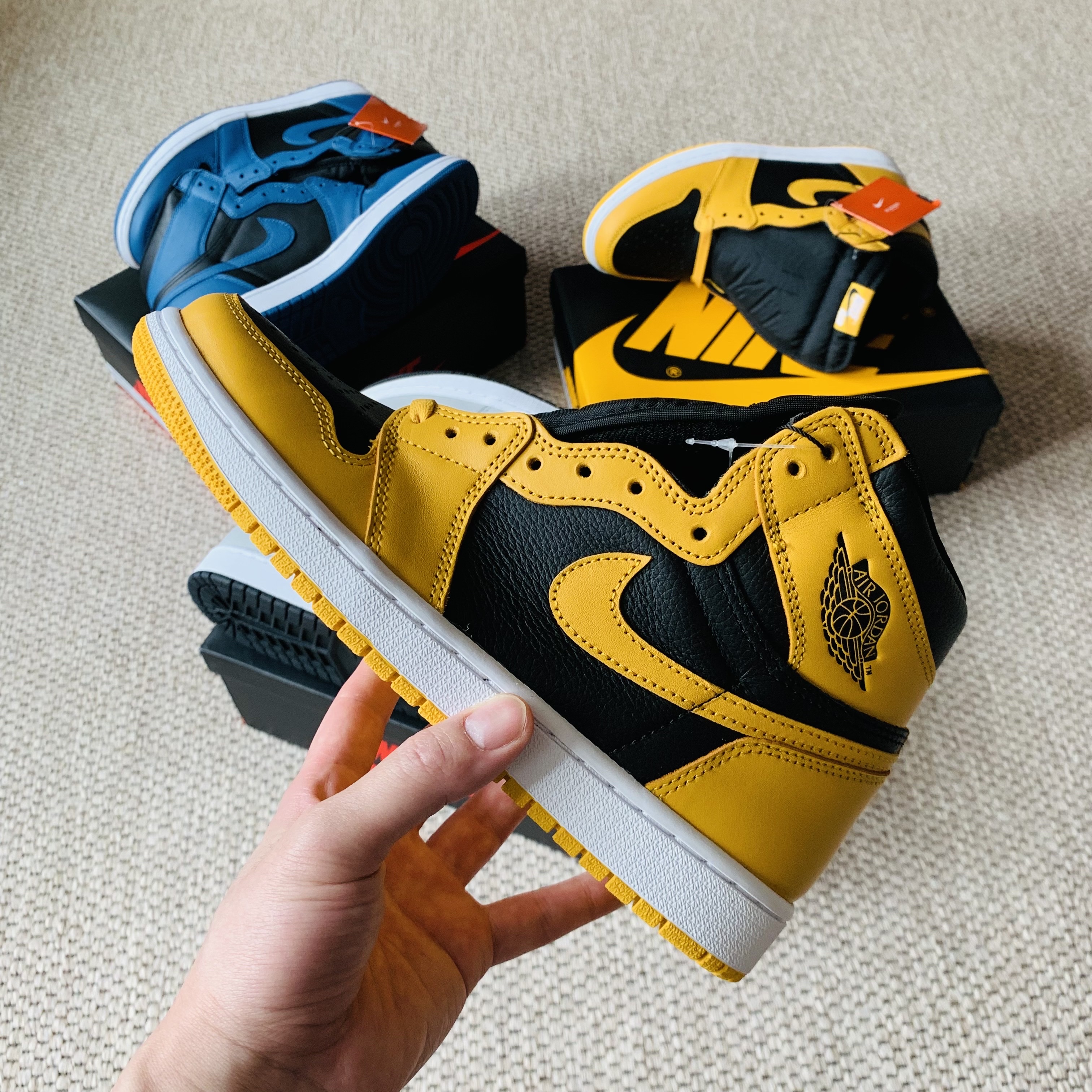 Jordan 1 Retro High OG Dark Marina Blue, Jordan 1 Retro High OG Pollen 착용 스타일 - 5