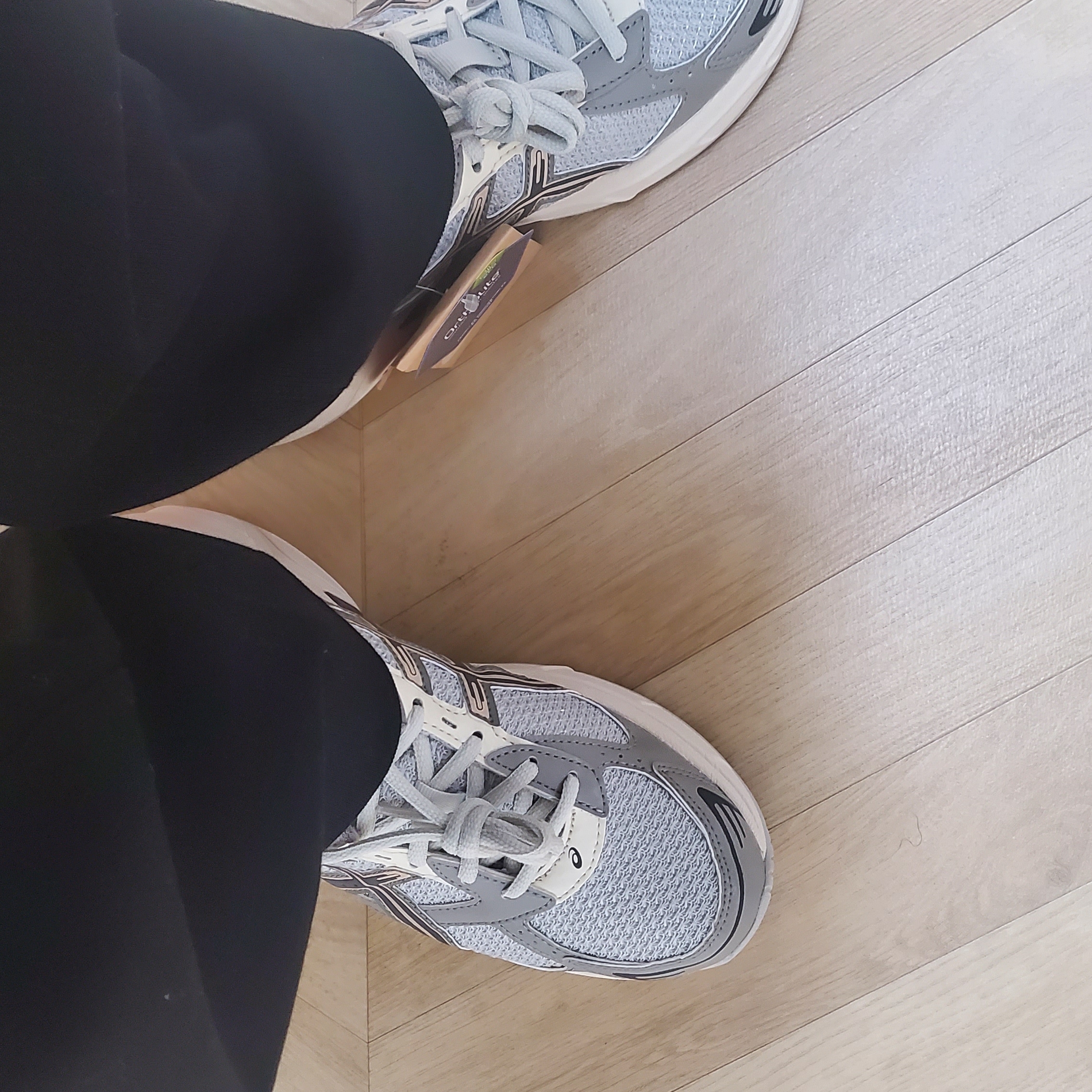 Asics x I4P Gel-1130 Glacier Grey Mink 착용 스타일