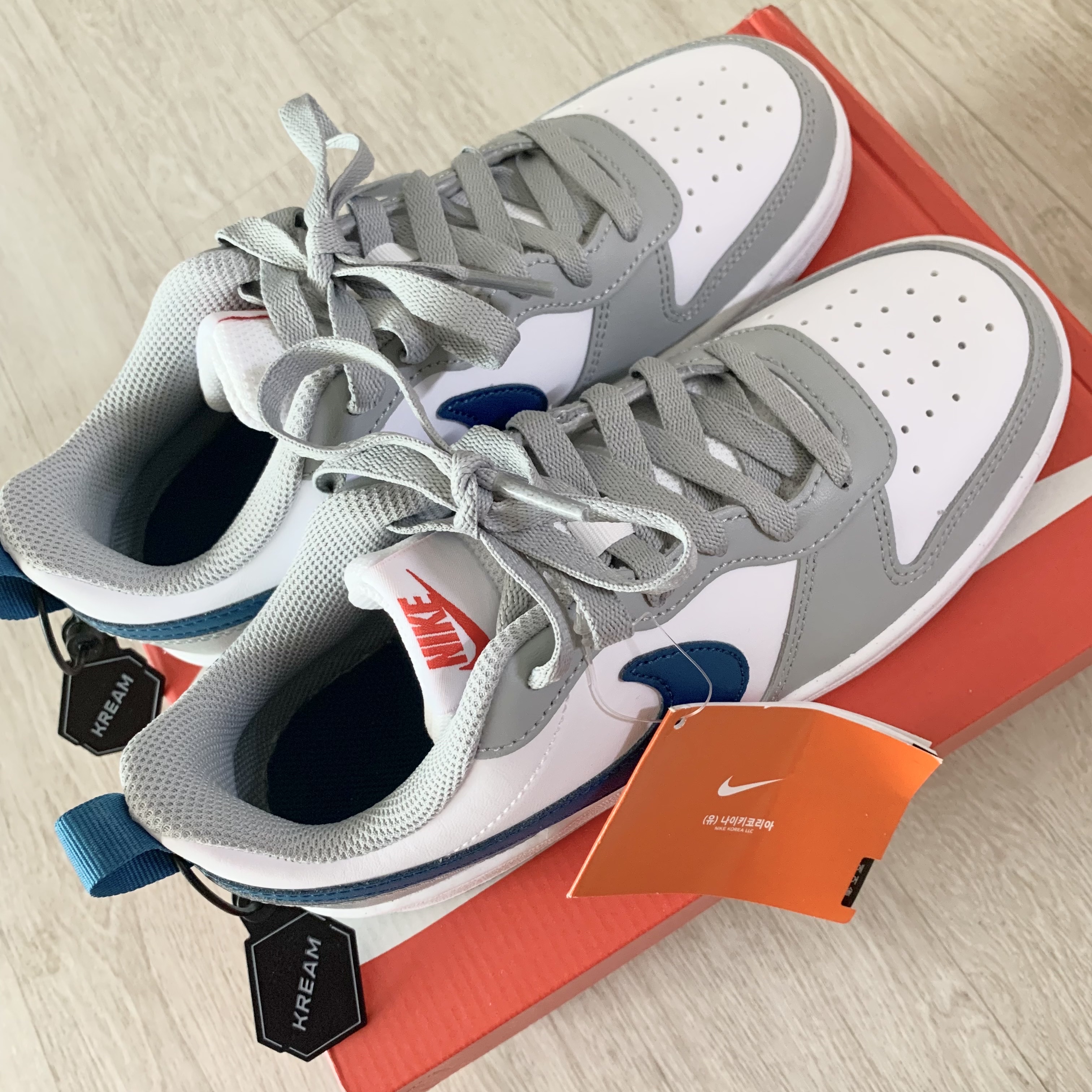 (GS) Nike Court Borough Low 2 Light Smoke Grey 착용 스타일