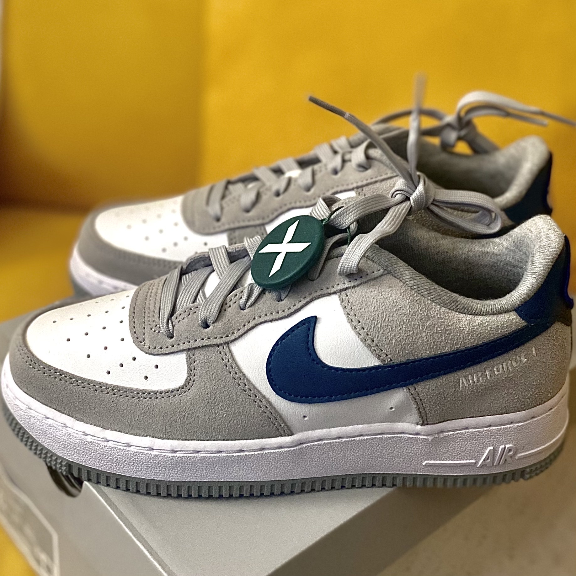 (GS) Nike Air Force 1 LV8 Athletic Club Light Smoke Grey Marina, Nike Air Force 1 '07 LV8 Athletic Club Light Smoke Grey Marina 착용 스타일