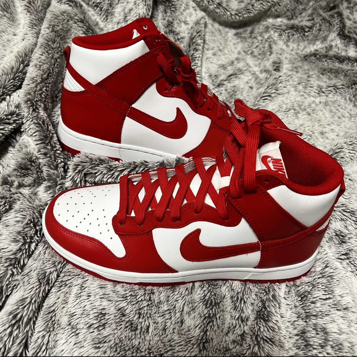 Nike Dunk High Retro Championship White and Red 착용 스타일 - 1