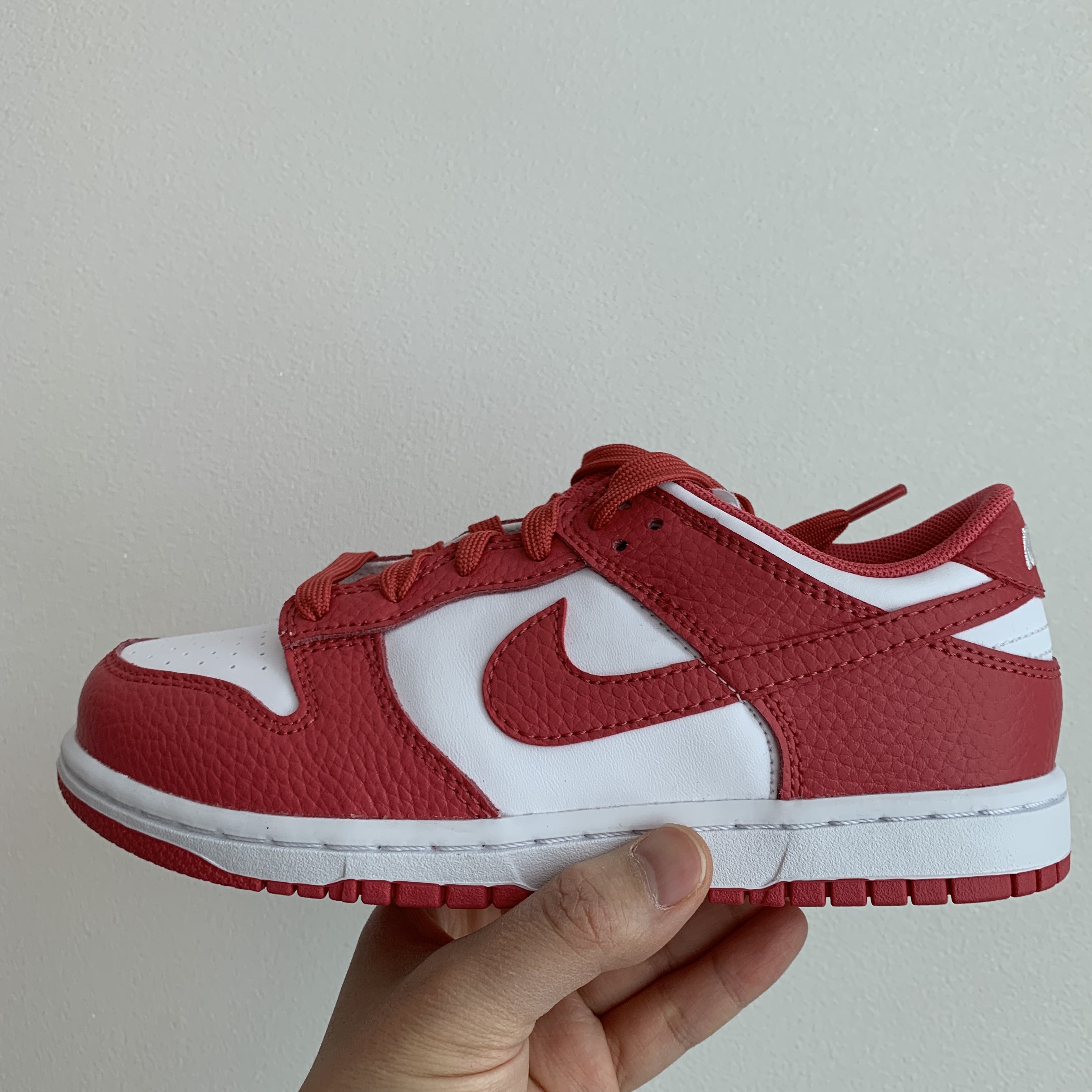 (PS) Nike Dunk Low Archeo Pink 착용 스타일