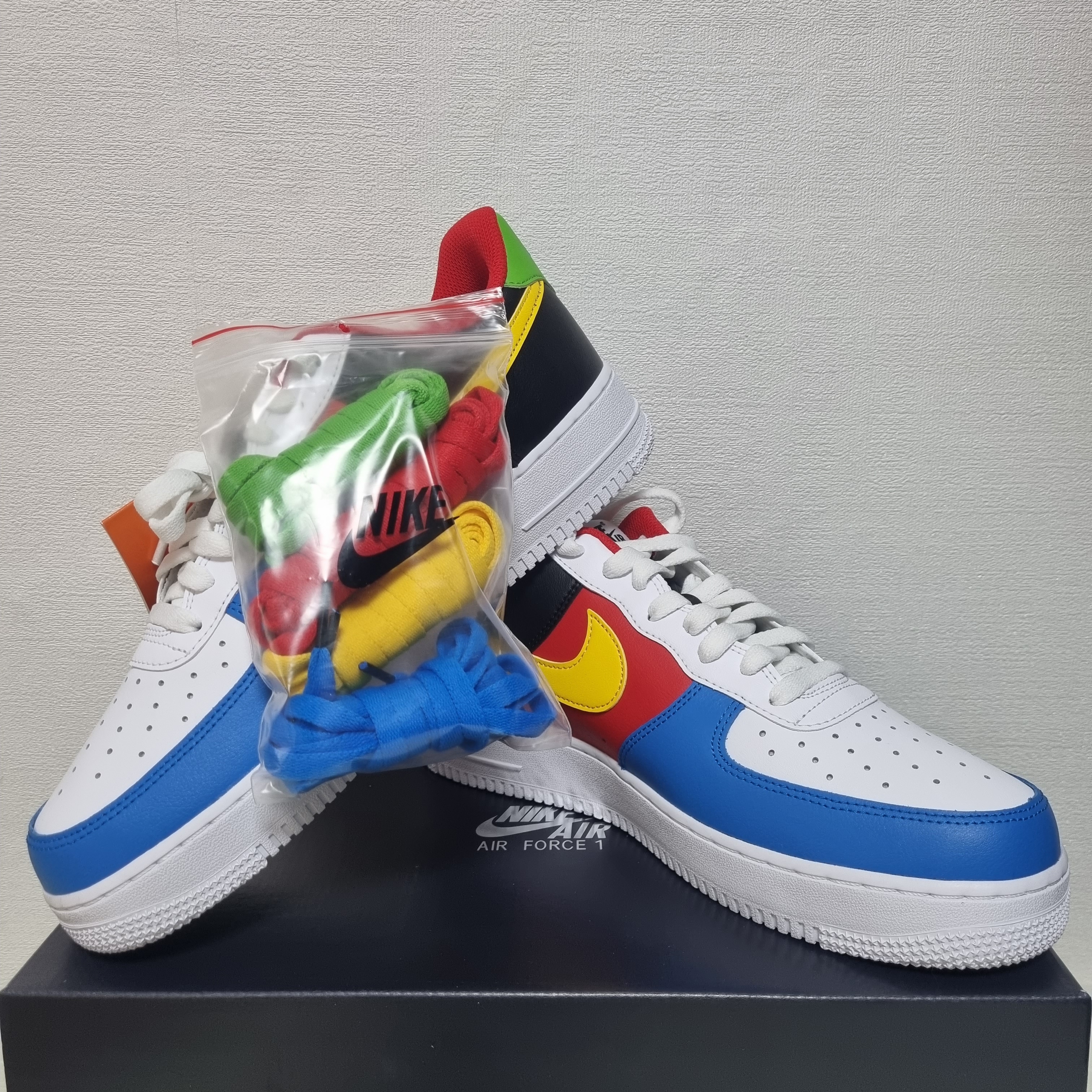 Nike x UNO Air Force 1 '07 QS White Yellow Zest 착용 스타일