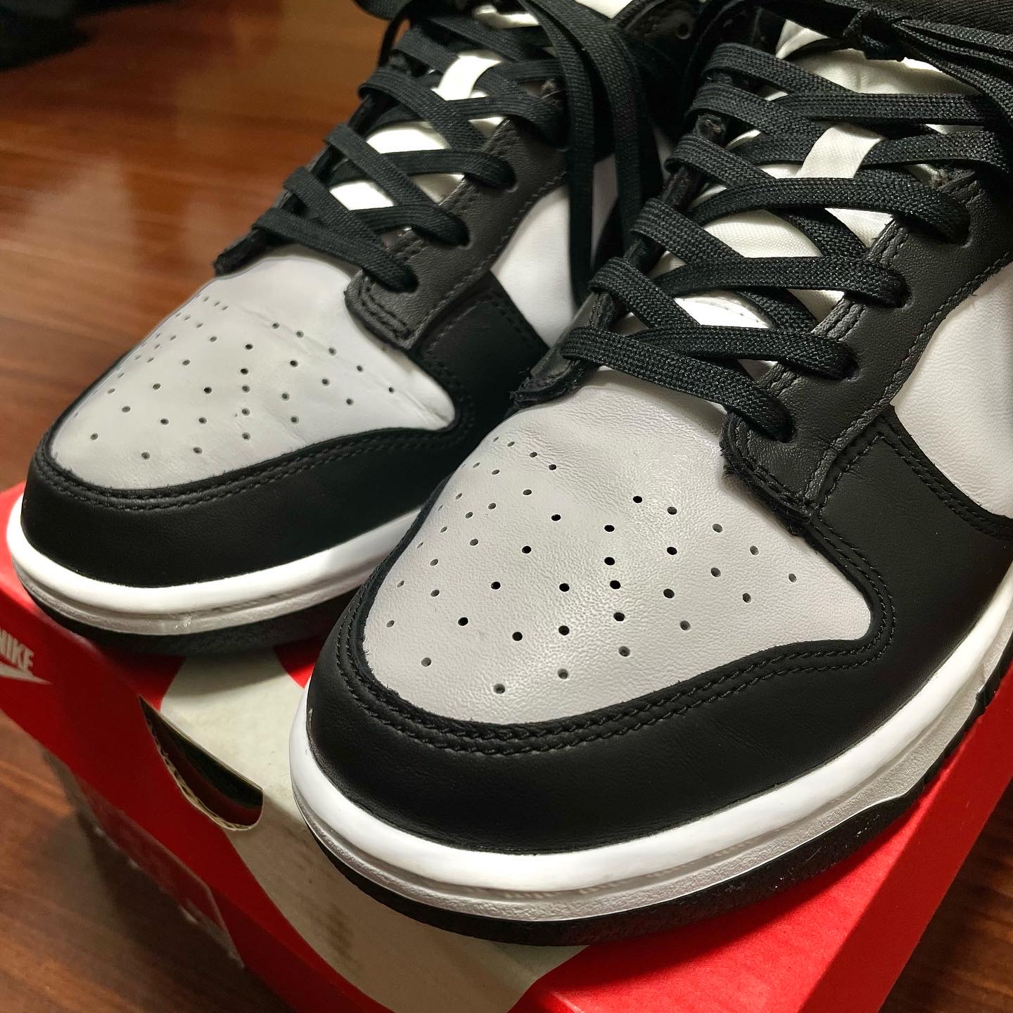Nike Dunk Low Retro Black 착용 스타일 - 4