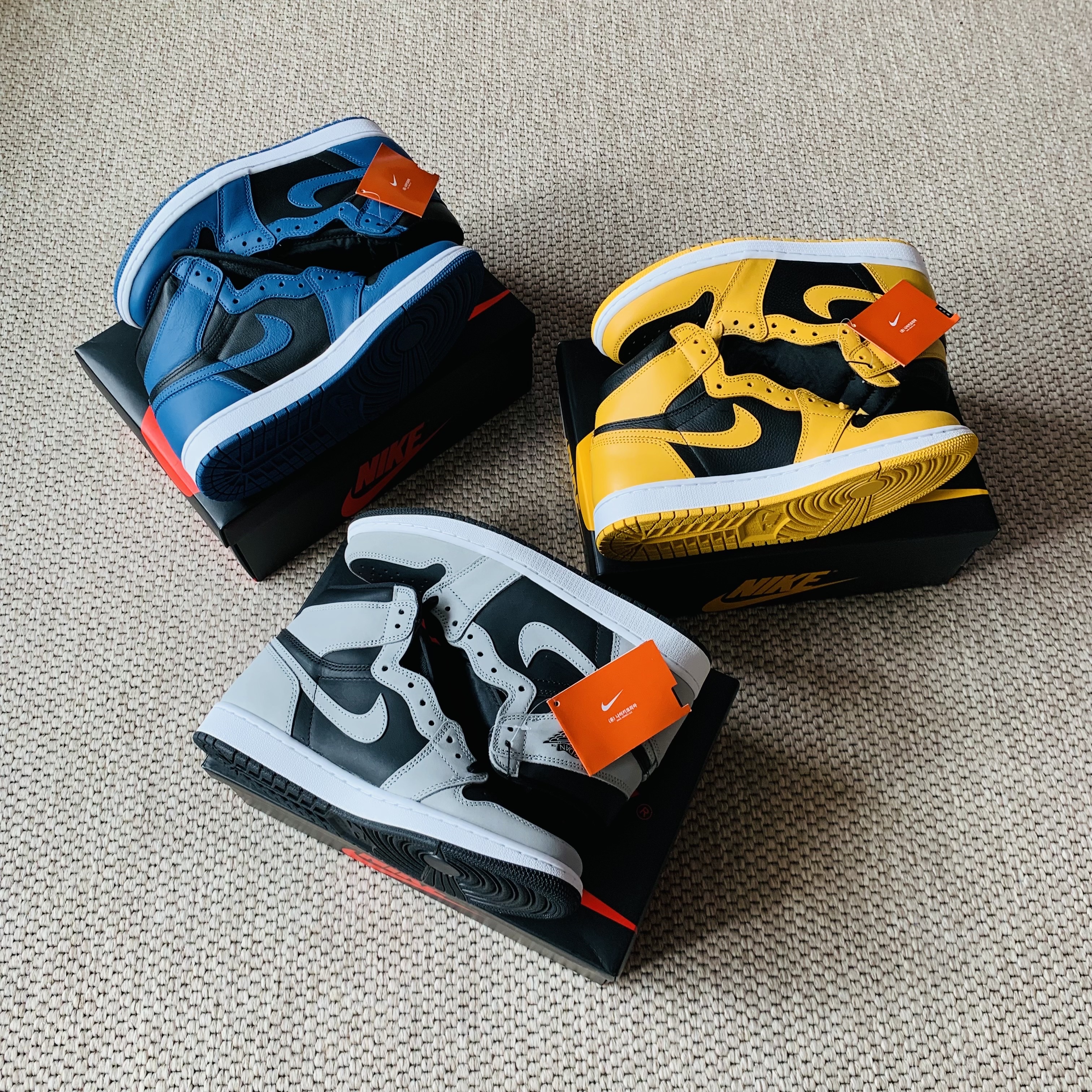 Jordan 1 Retro High OG Dark Marina Blue, Jordan 1 Retro High OG Pollen 착용 스타일 - 2