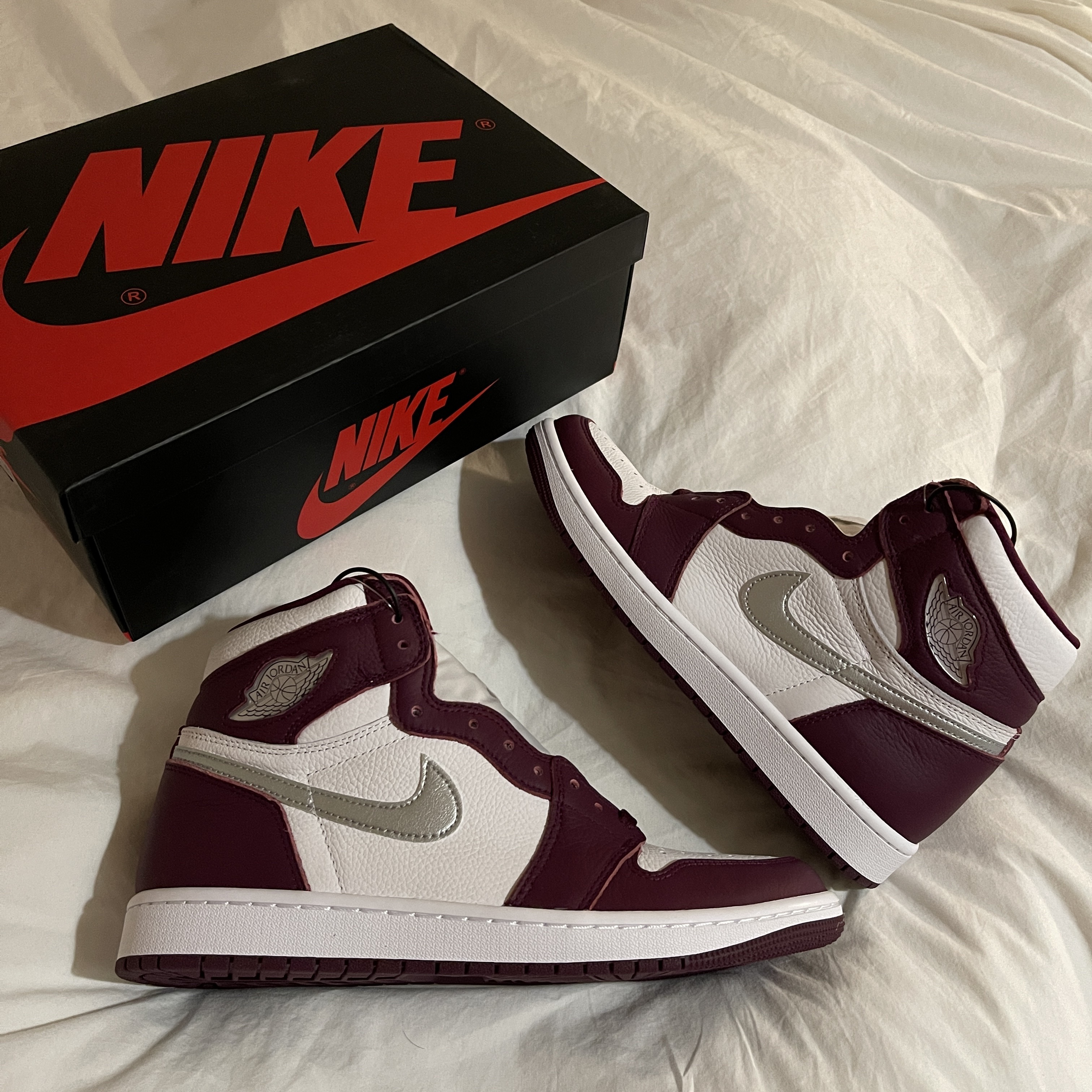 Jordan 1 Retro High OG Bordeaux, (GS) Jordan 1 Retro High OG Bordeaux 착용 스타일