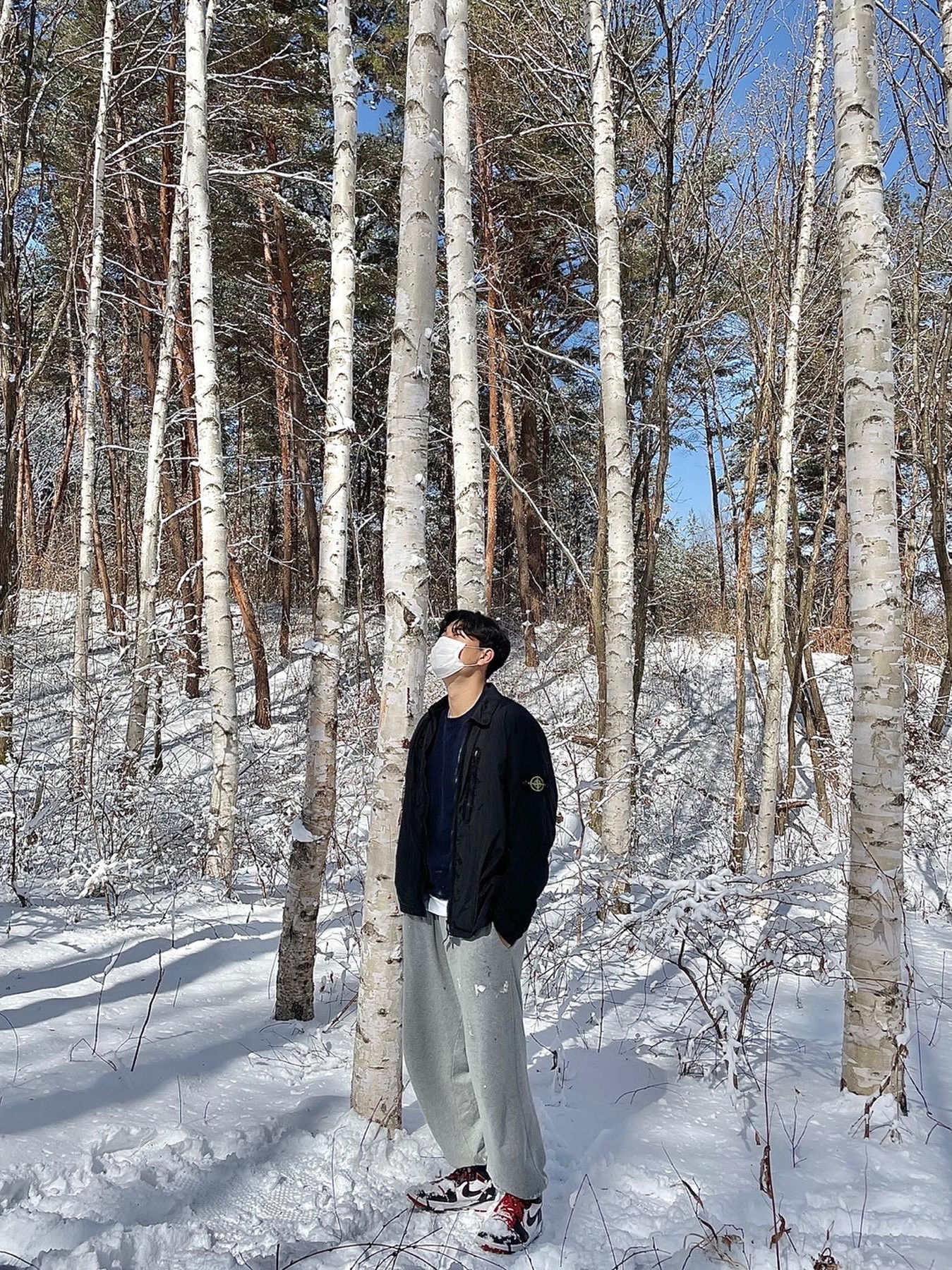 Stone Island 10523 Garment Dyed Crinkle Reps Overshirt Black - 21FW, Jordan 1 Retro High OG Bloodline 착용 스타일