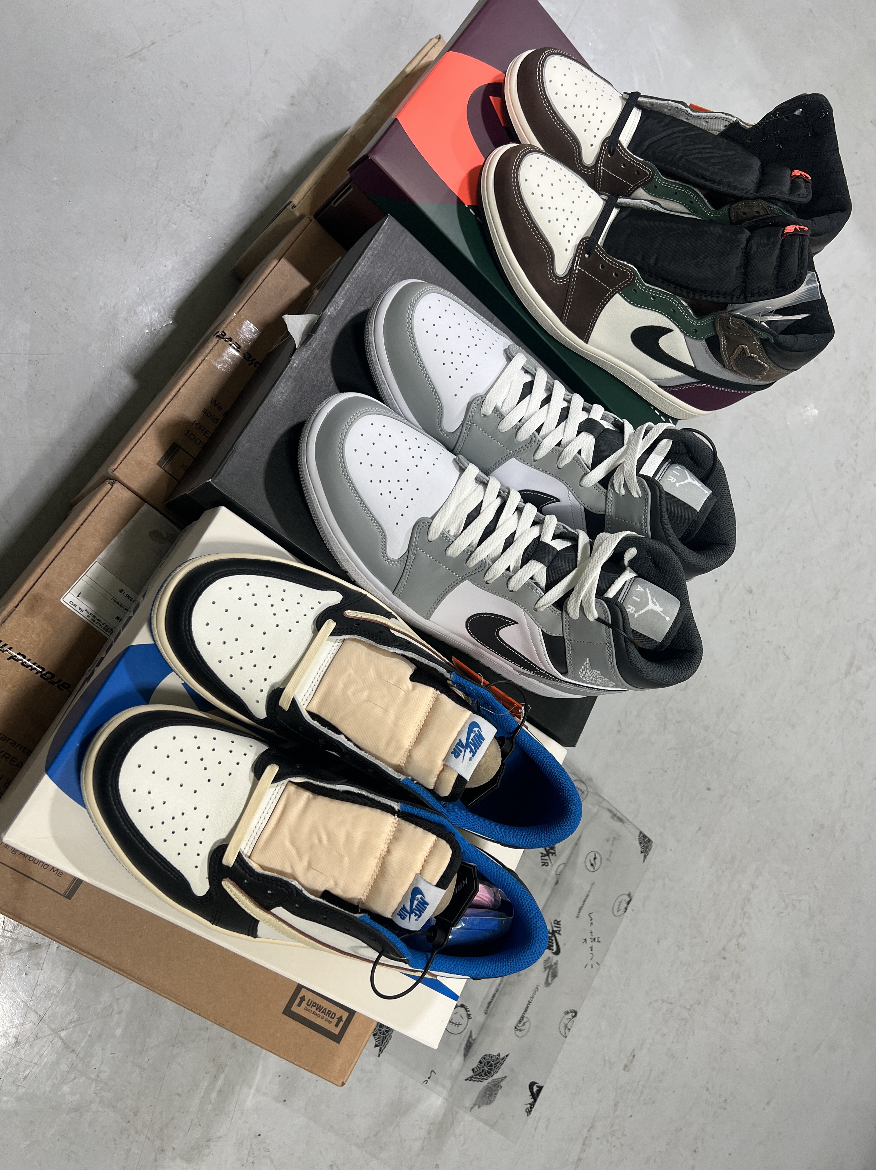 Jordan 1 Mid Light Smoke Grey Anthracite, Jordan 1 Retro High OG Craft 착용 스타일