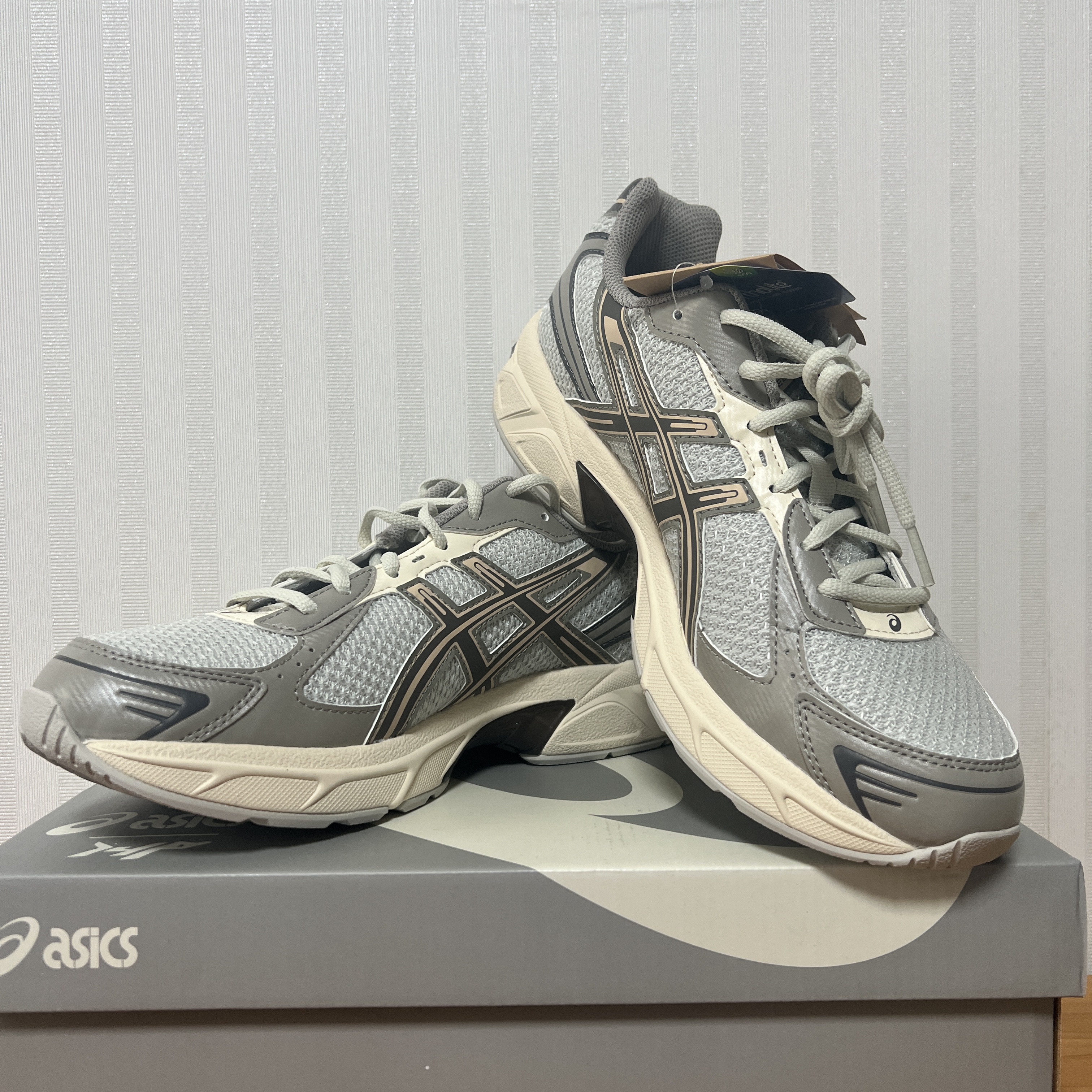 Asics x I4P Gel-1130 Glacier Grey Mink 착용 스타일 - 3