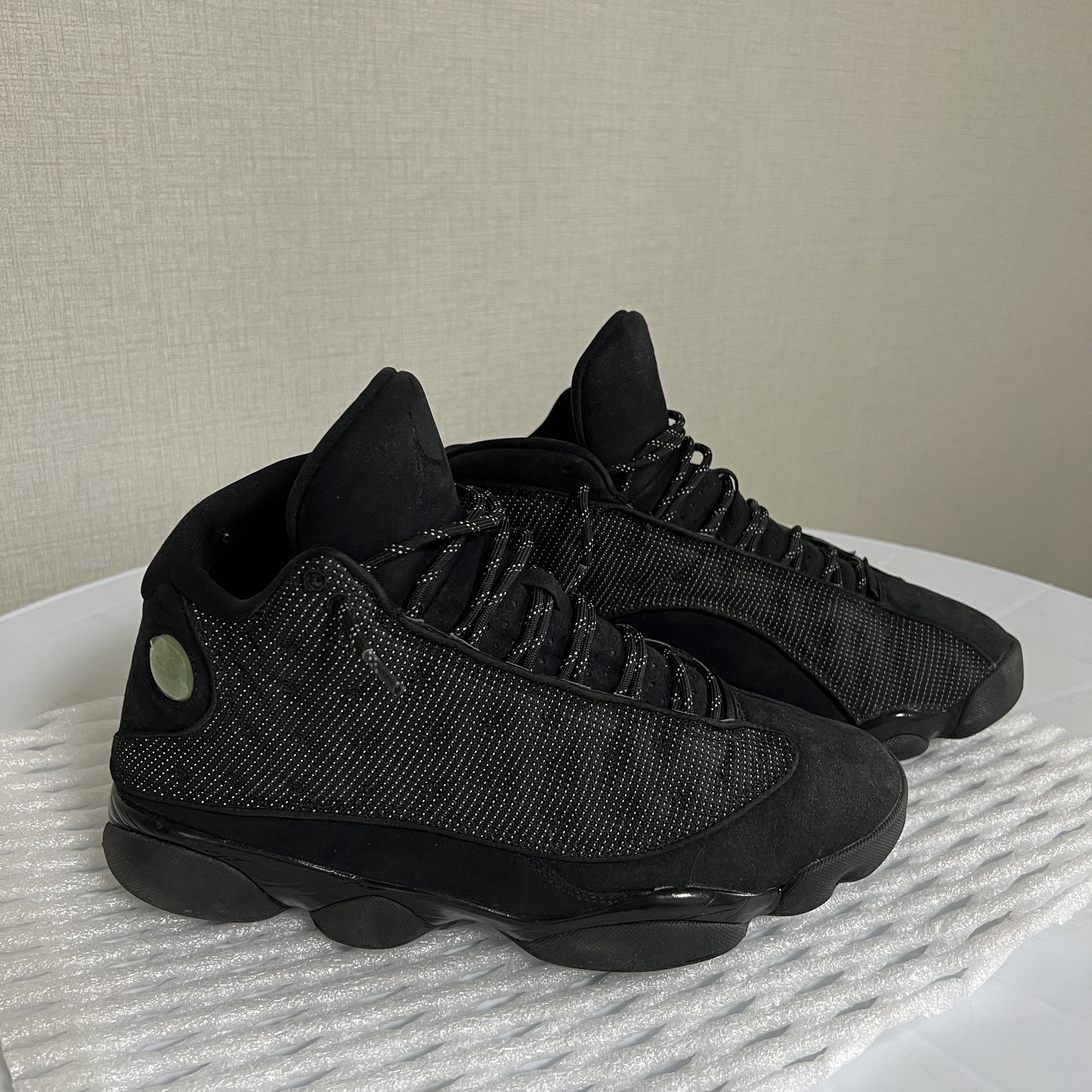 Jordan 13 Retro Black Cat 착용 스타일 - 2