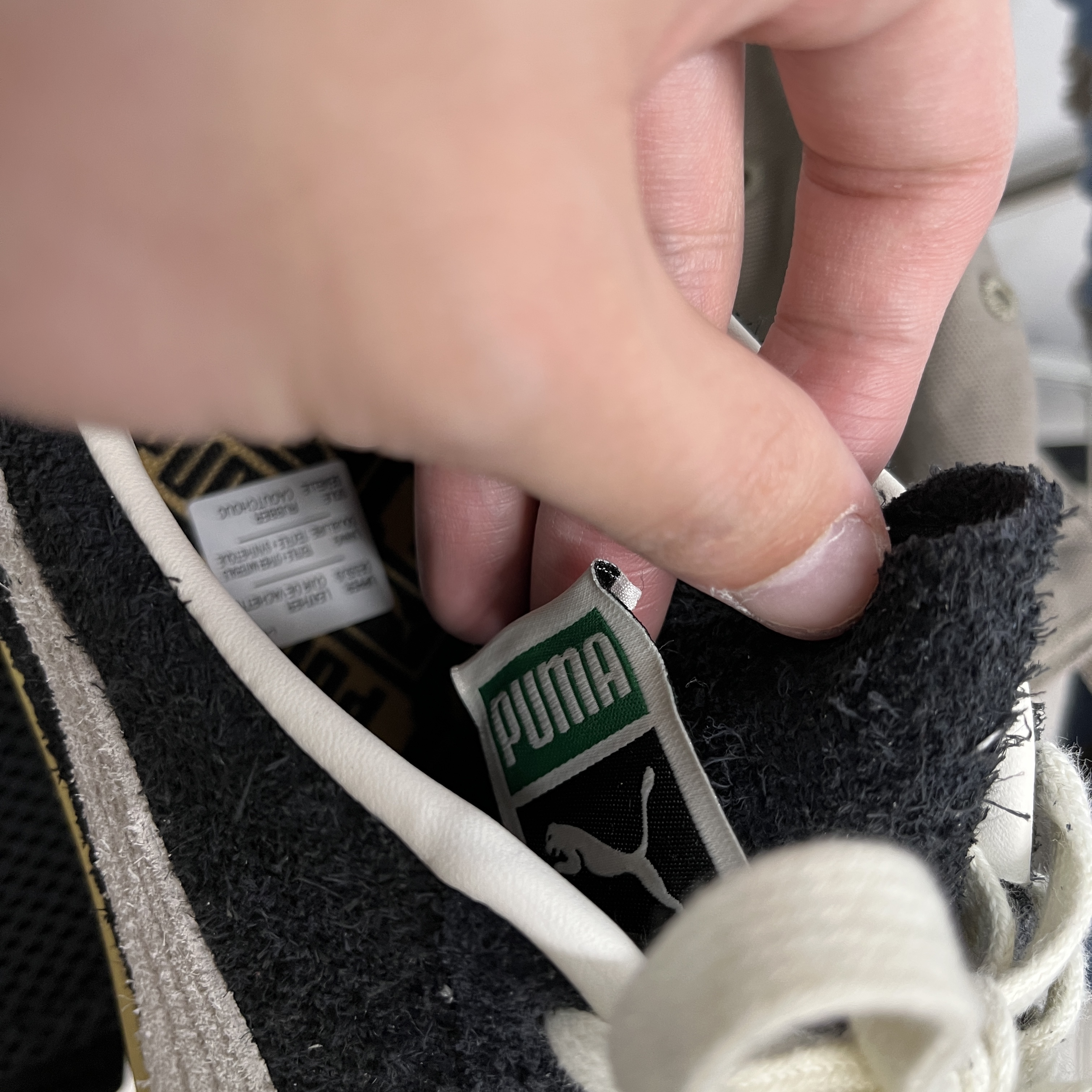 Puma Suede VTG The Never Worn Black 착용 스타일 - 1