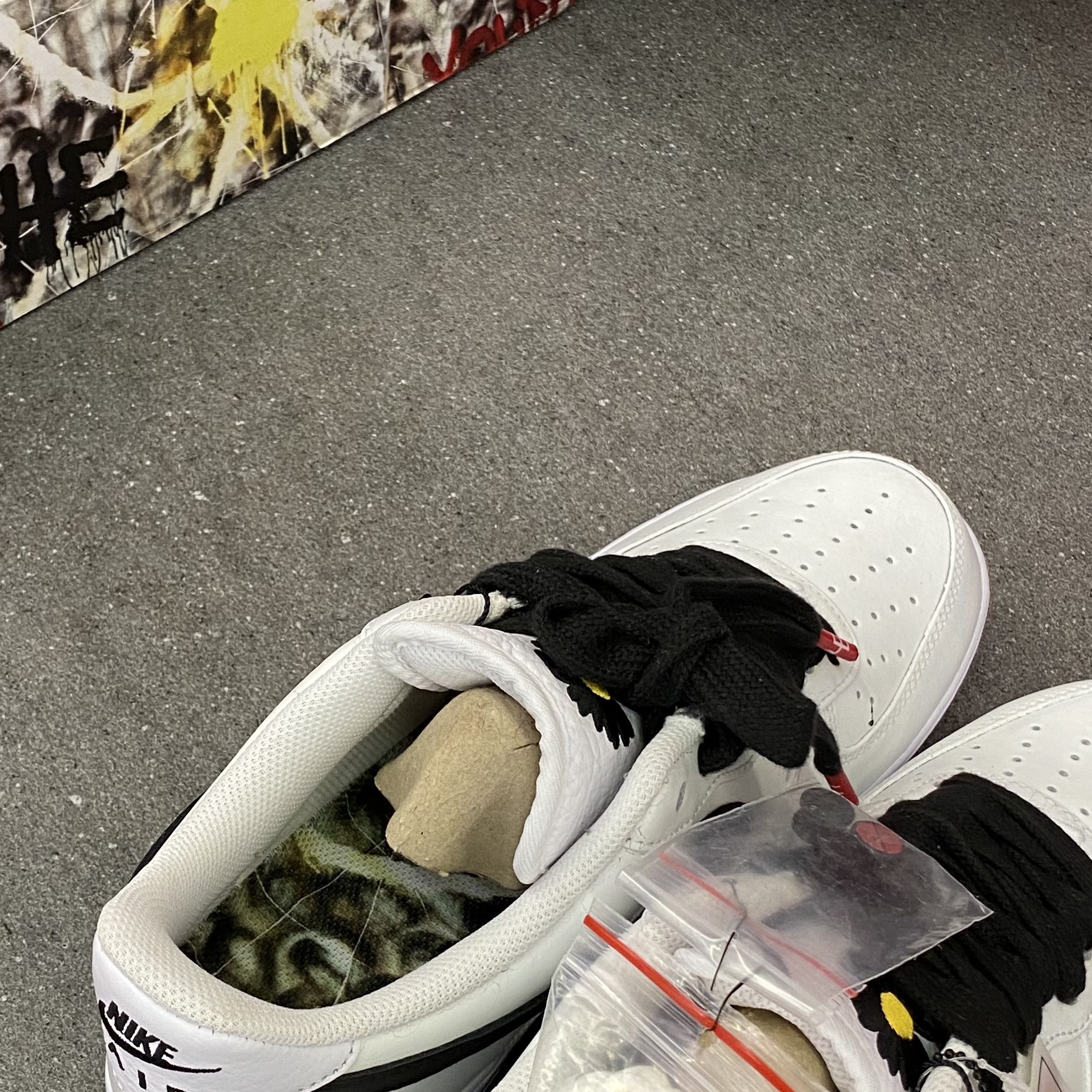 Nike x Peaceminusone Air Force 1 Low Para-Noise 2.0 착용 스타일