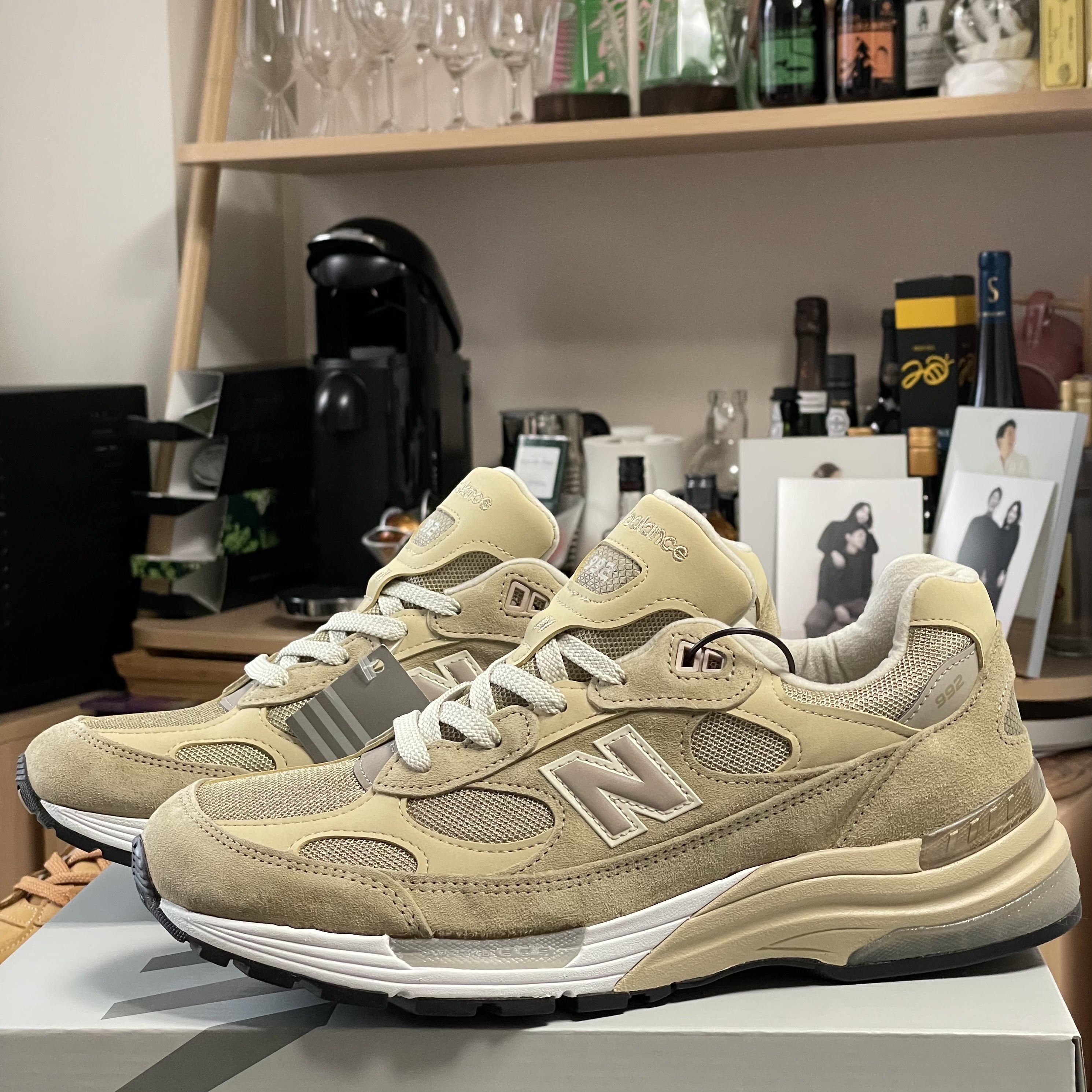 New Balance 992 Made in USA Tan 착용 스타일