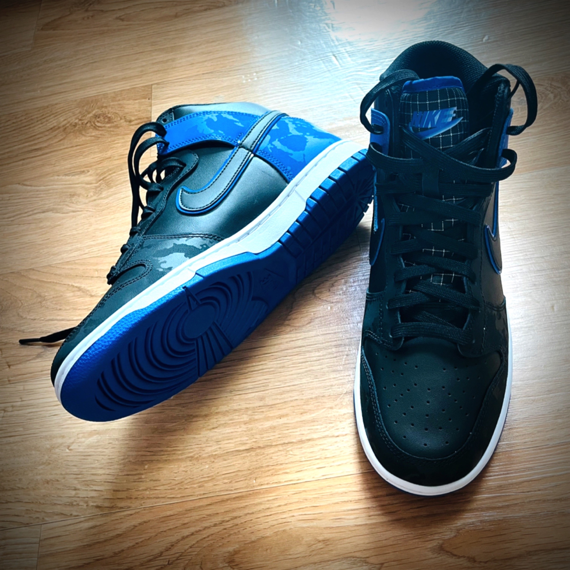 Nike Dunk High Retro SE Camo Black Royal 착용 스타일 - 2